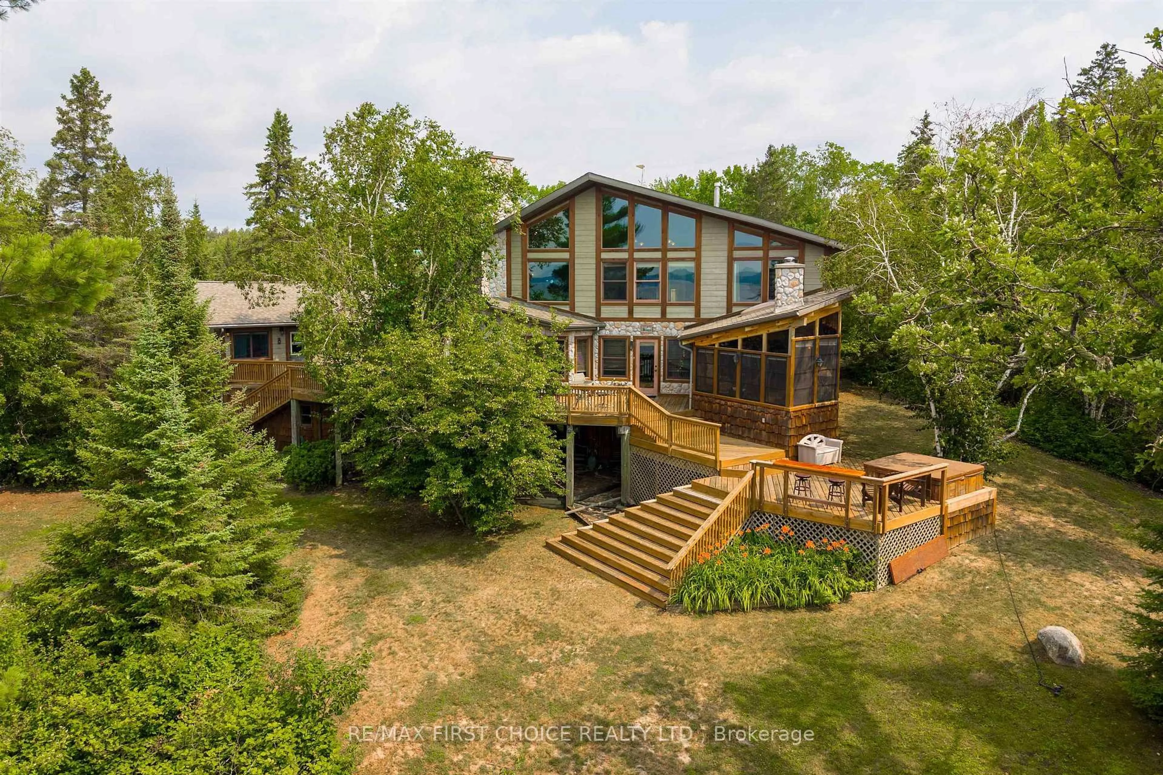 A pic from outside/outdoor area/front of a property/back of a property/a pic from drone, water/lake/river/ocean view for 1513 B Storm Bay Rd, Kenora Remote Area Ontario P0X 1H0