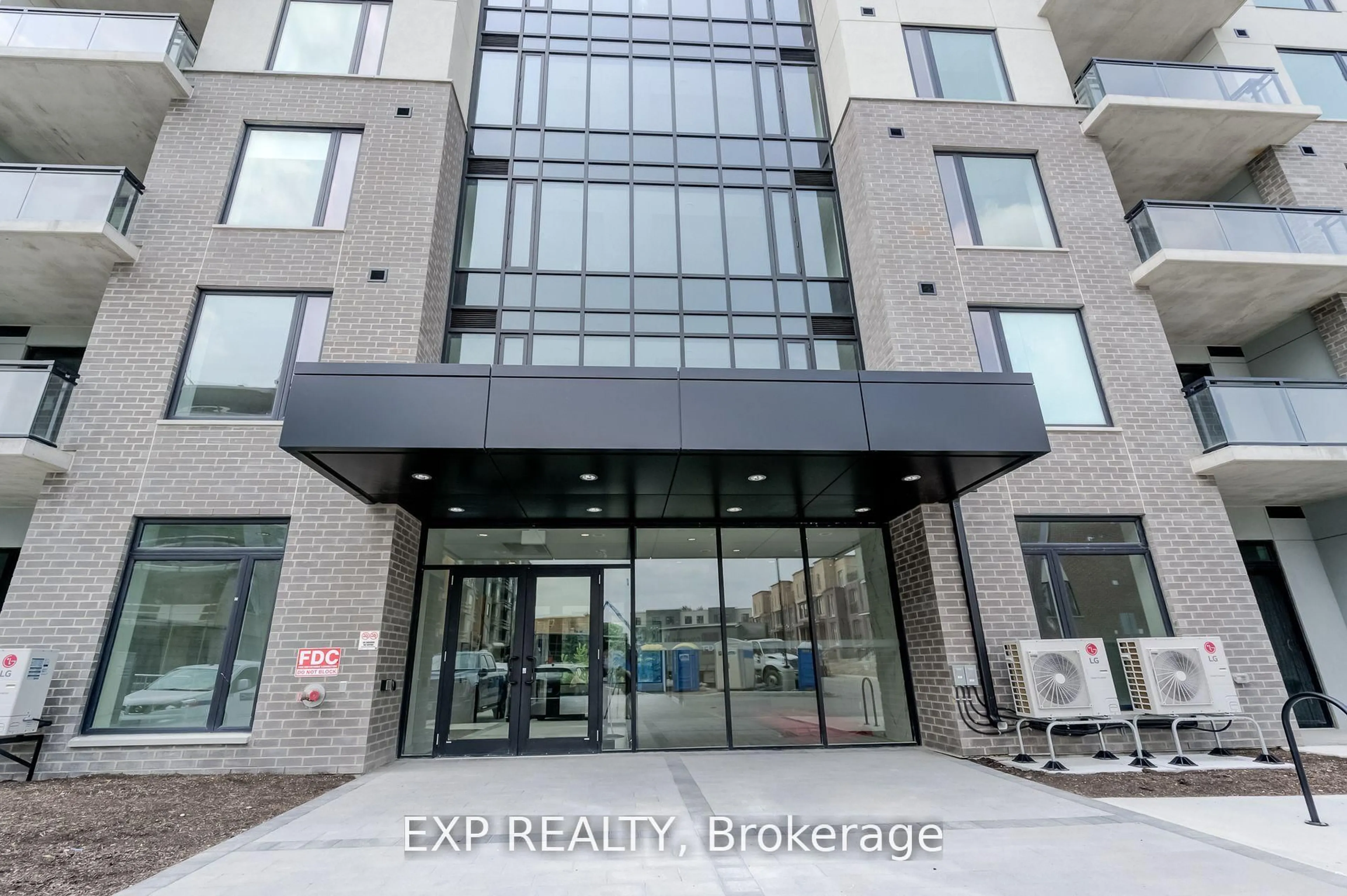 Unknown for 103 Roger St #516, Waterloo Ontario N2J 1A4