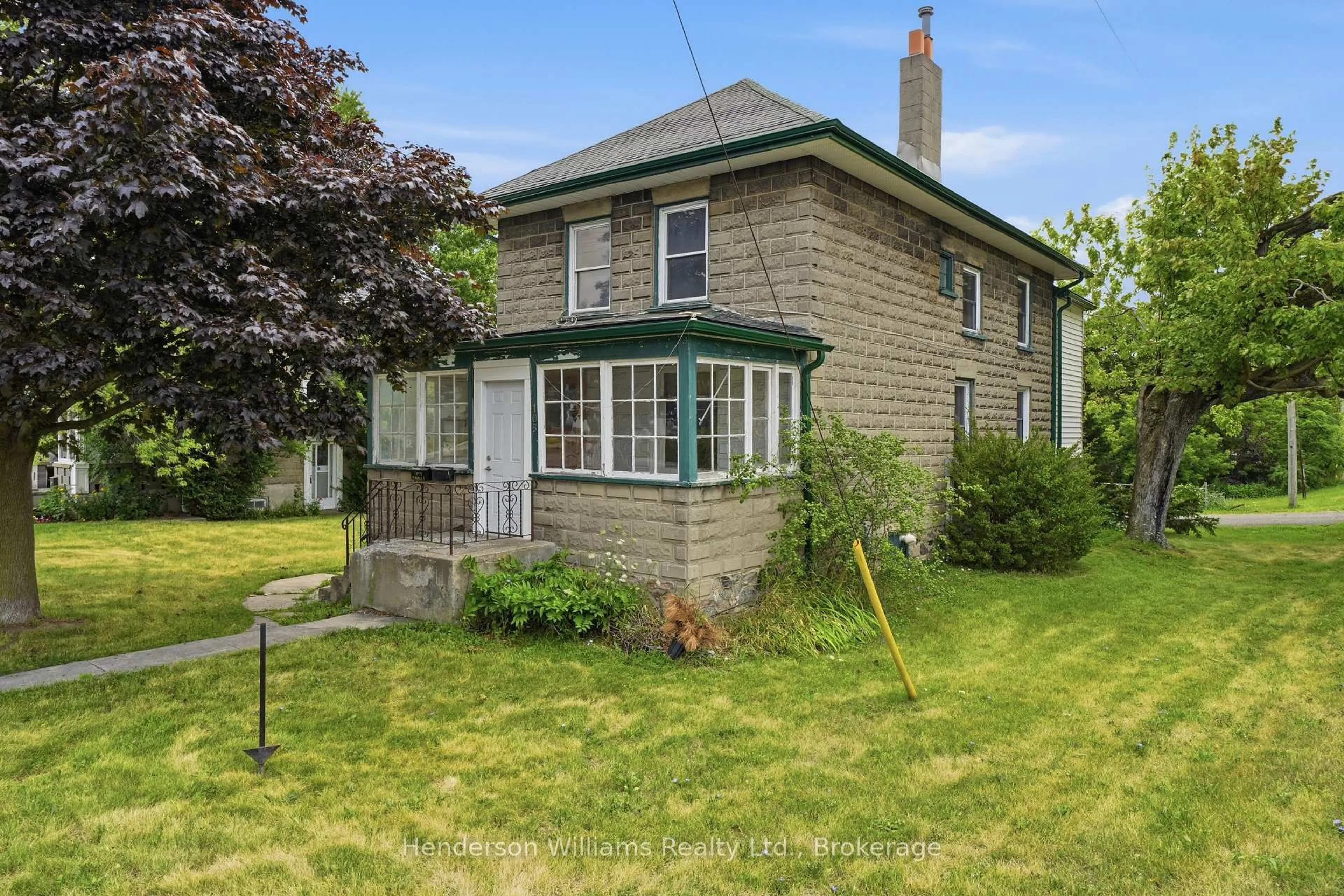 Unknown for 105 Pine St, Belleville Ontario K8N 2M9