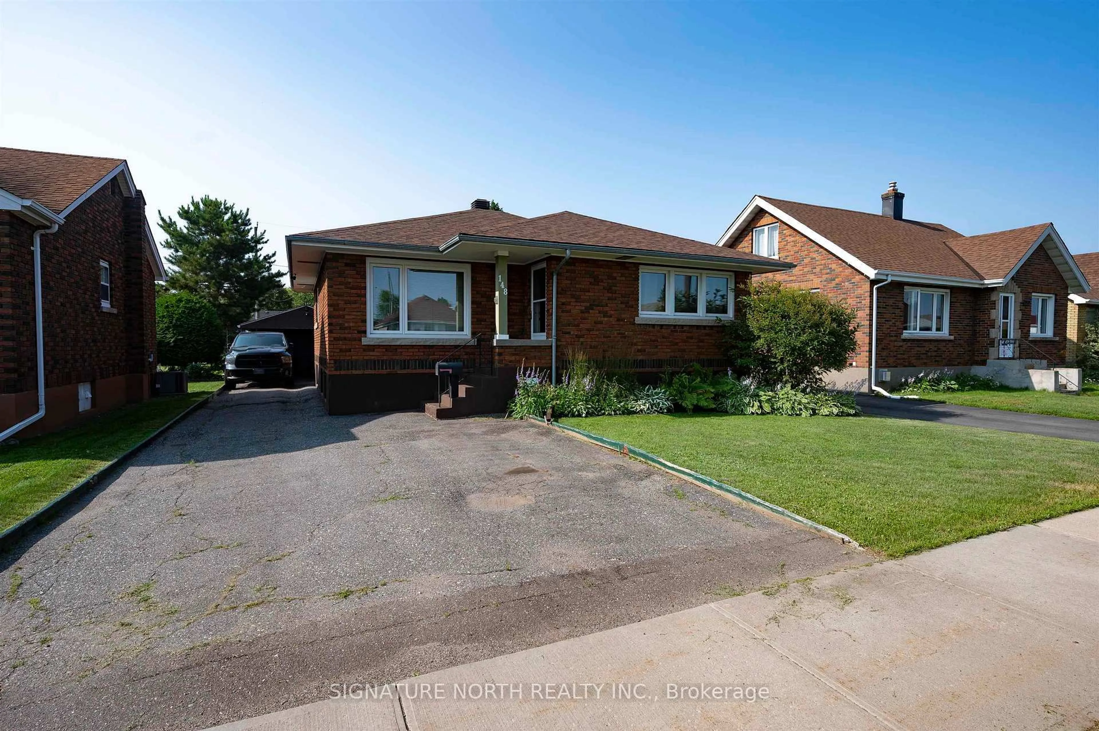 Home with brick exterior material, street for 148 Brock Street East, Thunder Bay Ontario P7E 4H2