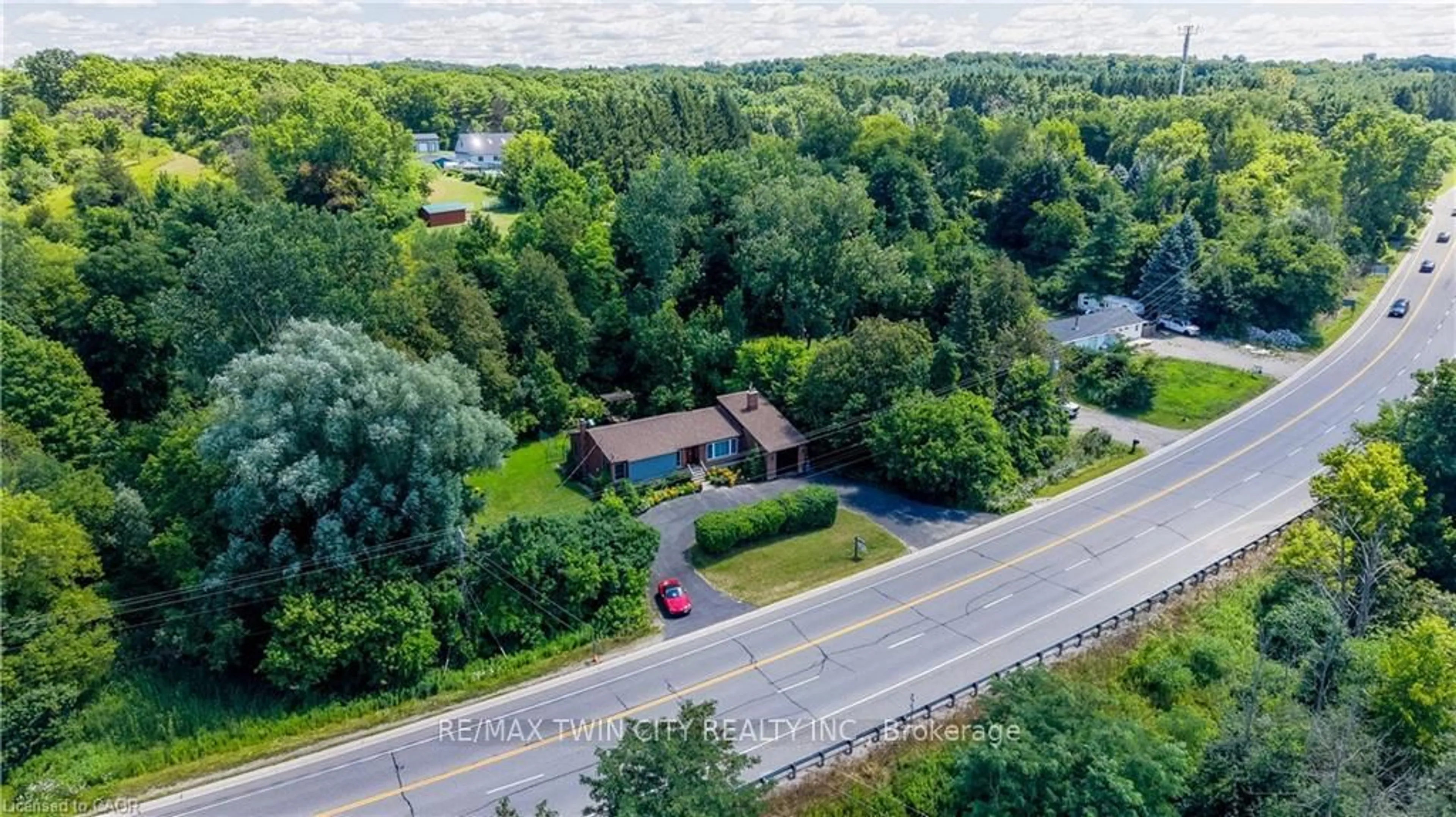 A pic from outside/outdoor area/front of a property/back of a property/a pic from drone, unknown for 1853 HIGHWAY 24, Cambridge Ontario N1R 5S6
