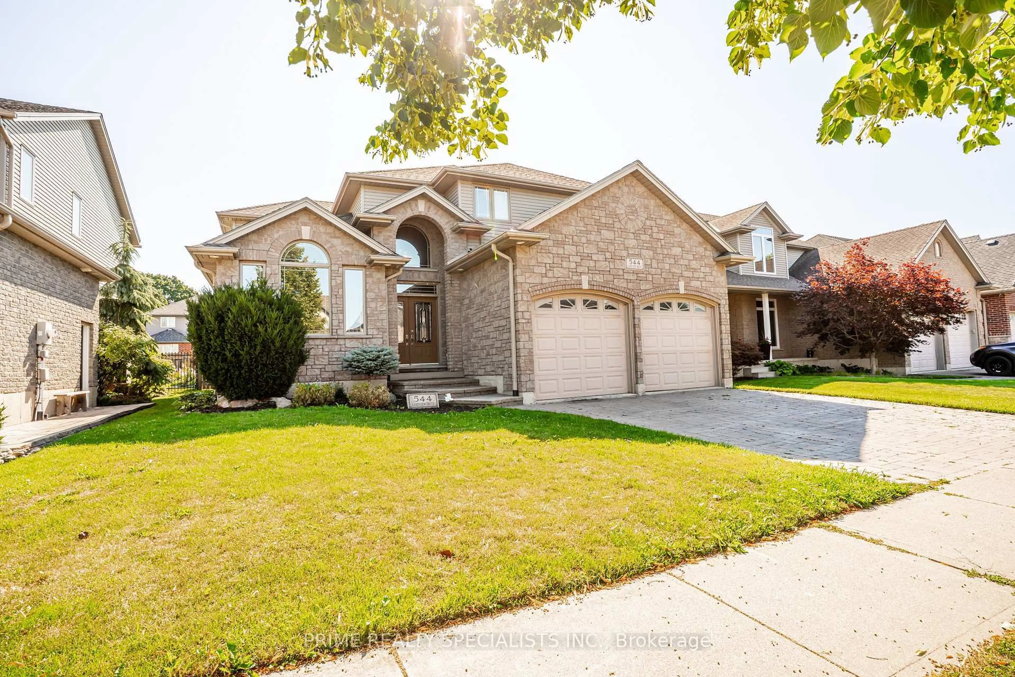 Home with brick exterior material, street for 544 Lakeview Dr, Woodstock Ontario N4T 1W1
