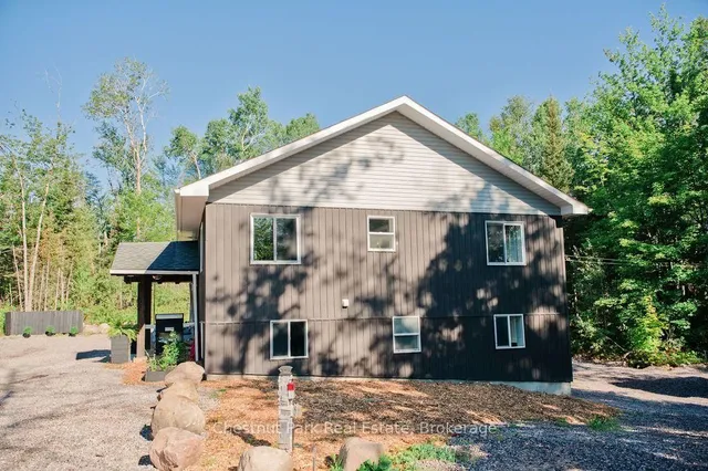 1170 Alderdale Rd, Powassan 5