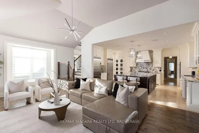50 Sandalwood Cres, Niagara-on-the-Lake 5