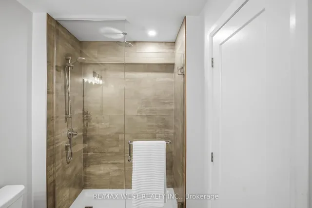 405 Merritt St #2, St. Catharines 5