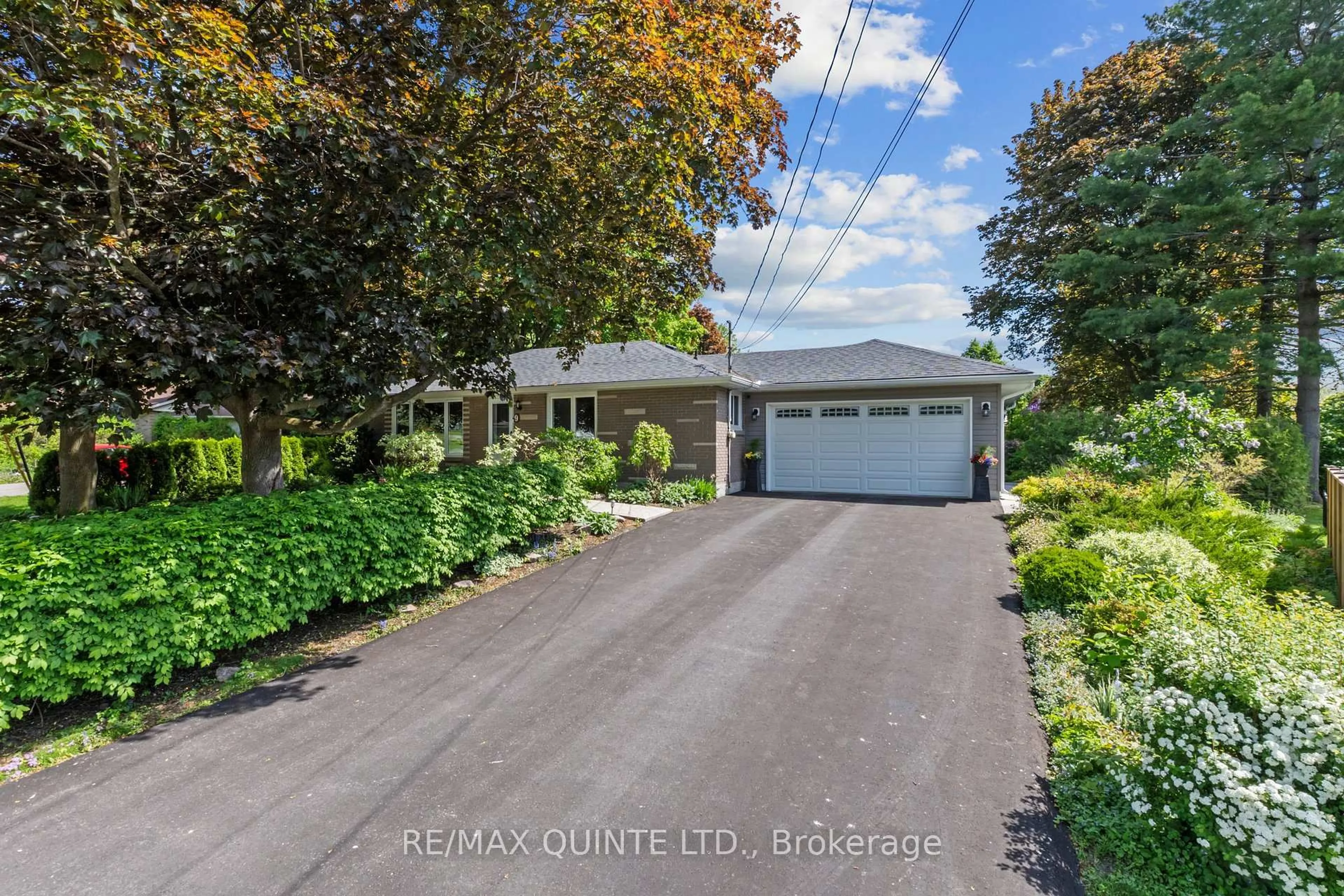 A pic from outside/outdoor area/front of a property/back of a property/a pic from drone, street for 9 Cheer Dr, Brighton Ontario K0K 1H0