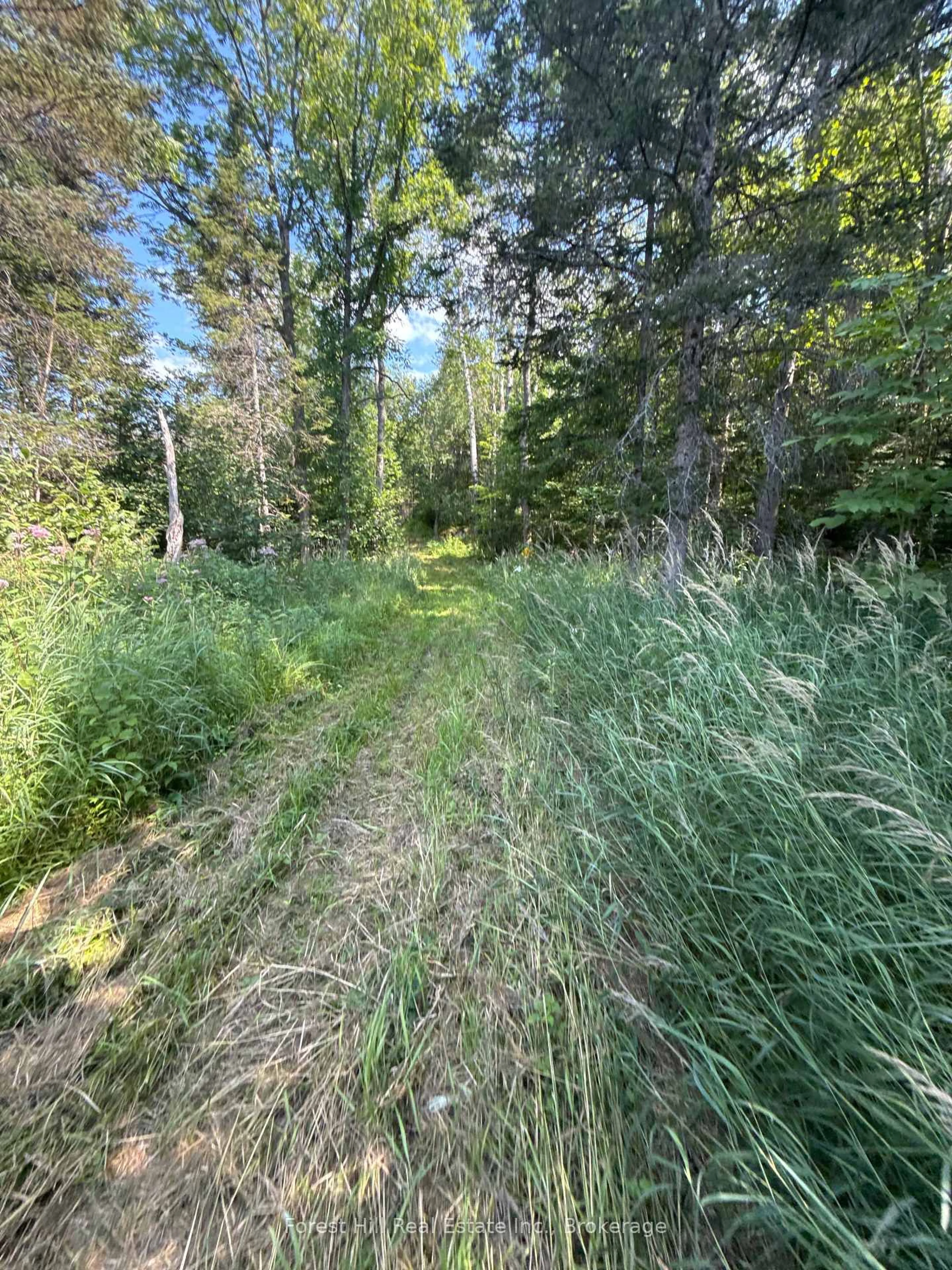 Unknown for 832 East Rd, Parry Sound Remote Area Ontario P0H 1S0