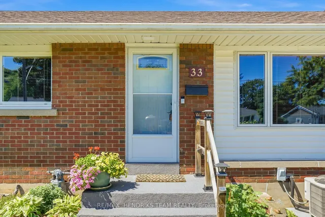 33 Nickerson Ave, St. Catharines 2
