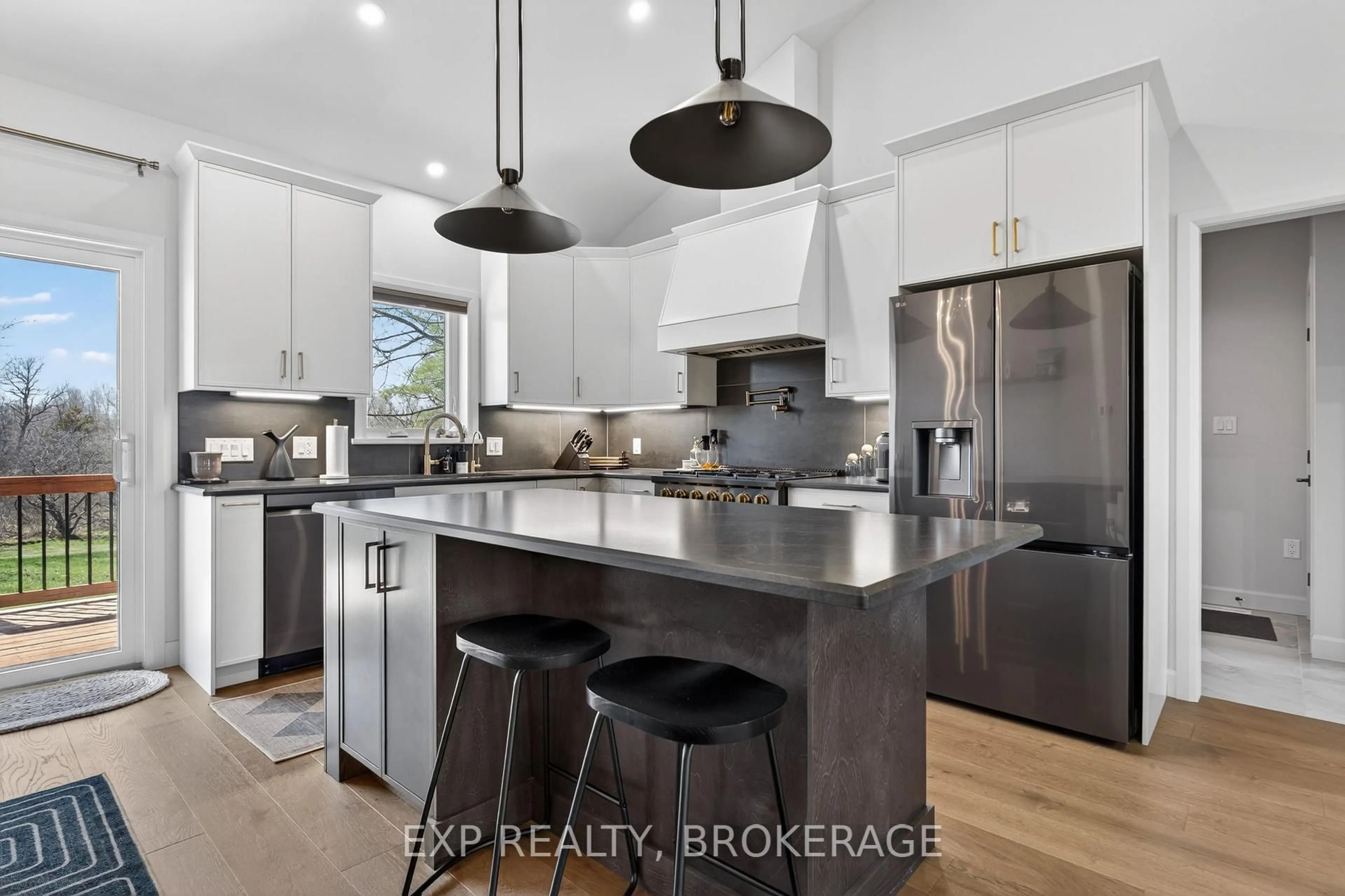Open concept kitchen, unknown for 9304 PERTH Rd, Rideau Lakes Ontario K0G 1X0
