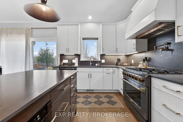9304 PERTH Rd, Rideau Lakes 5