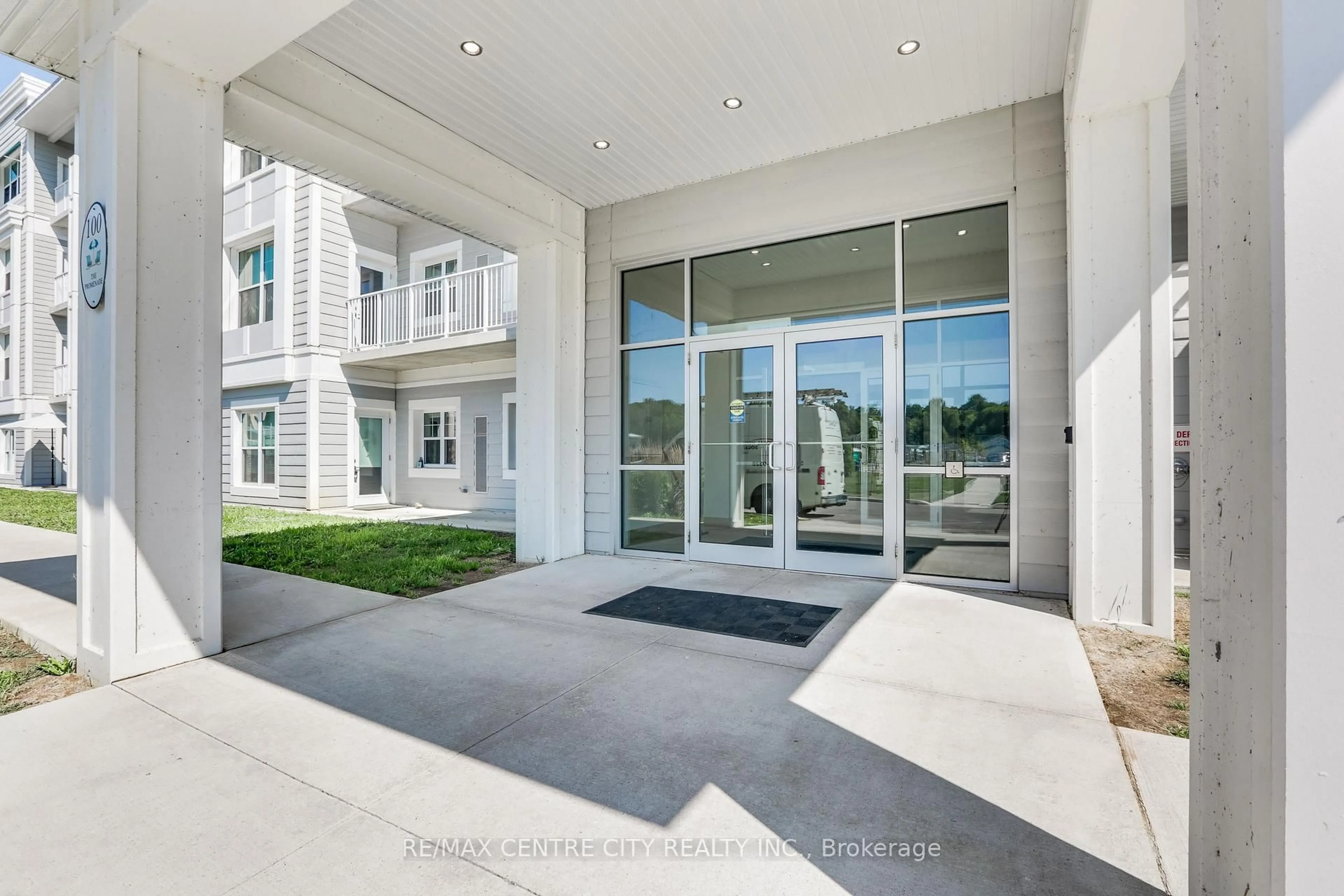 Indoor foyer for 100 The Prom #206, Central Elgin Ontario N5L 0B7