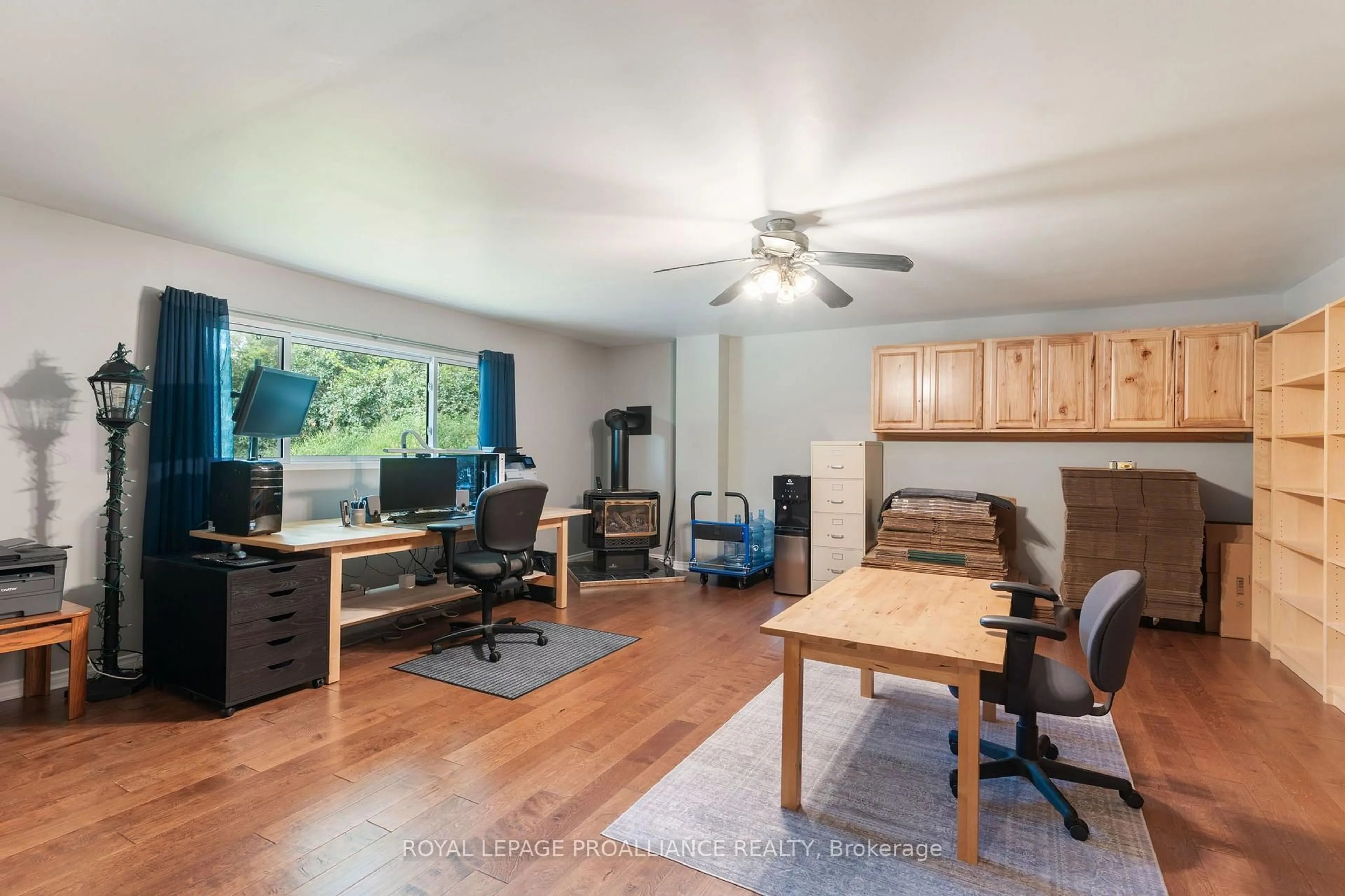 A pic of a room for 1321 County Road 2 Rd, Leeds and the Thousand Islands Ontario K0E 1R0