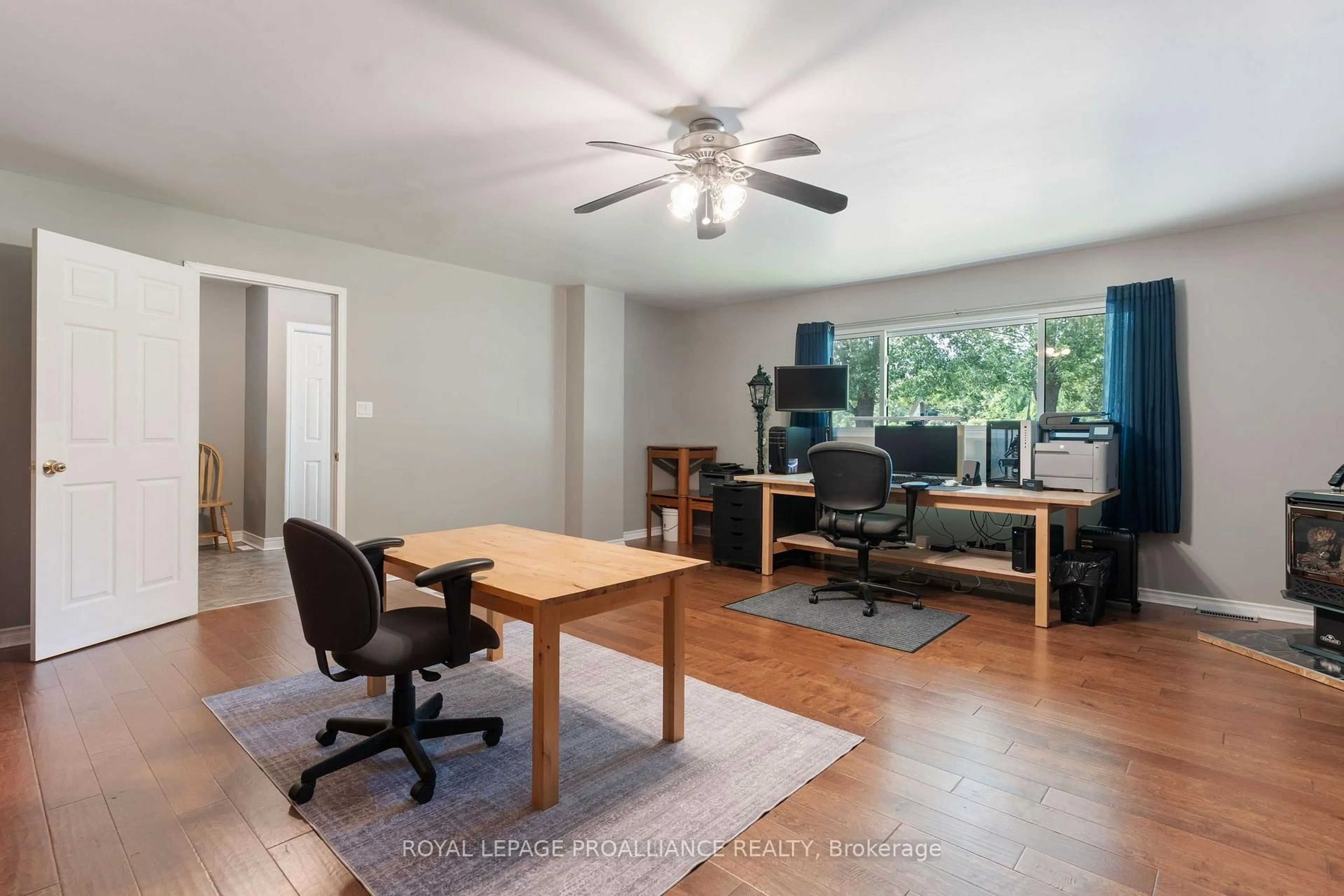A pic of a room for 1321 County Road 2 Rd, Leeds and the Thousand Islands Ontario K0E 1R0