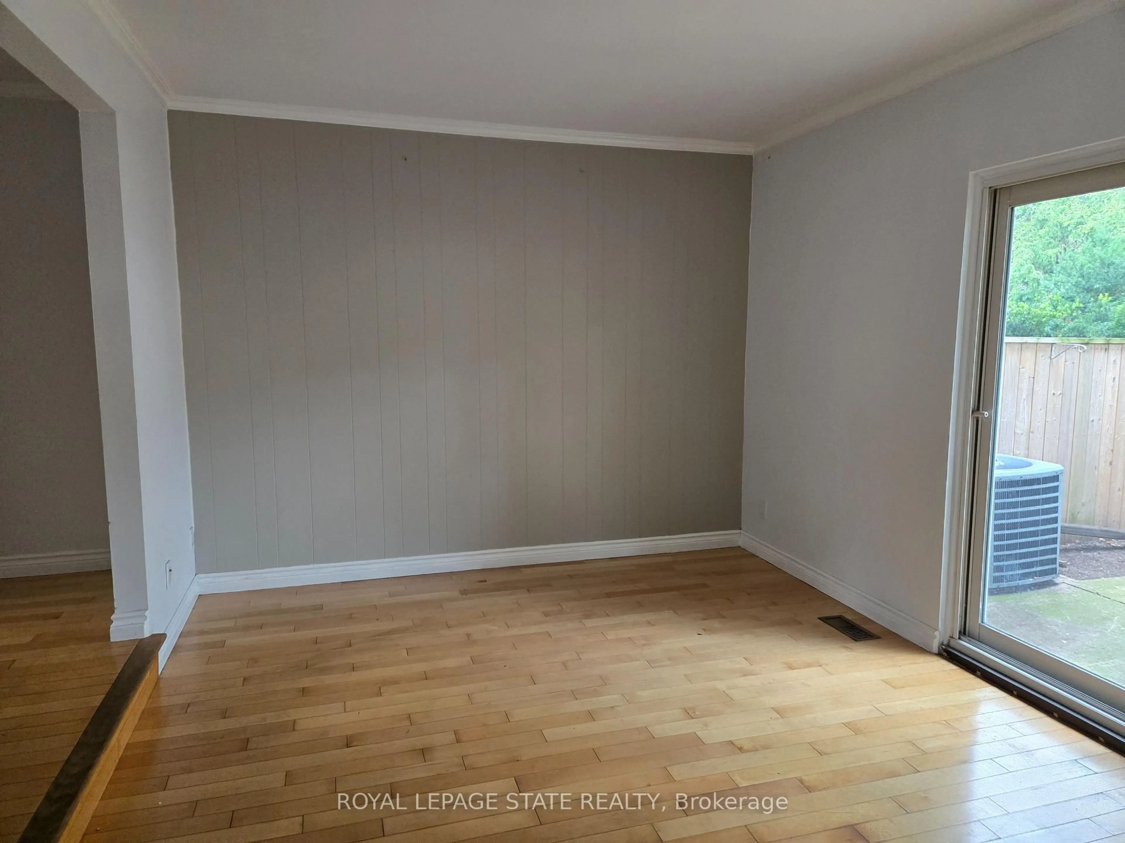 A pic of a room for 151 Linwell Rd #38, St. Catharines Ontario L2N 6P3