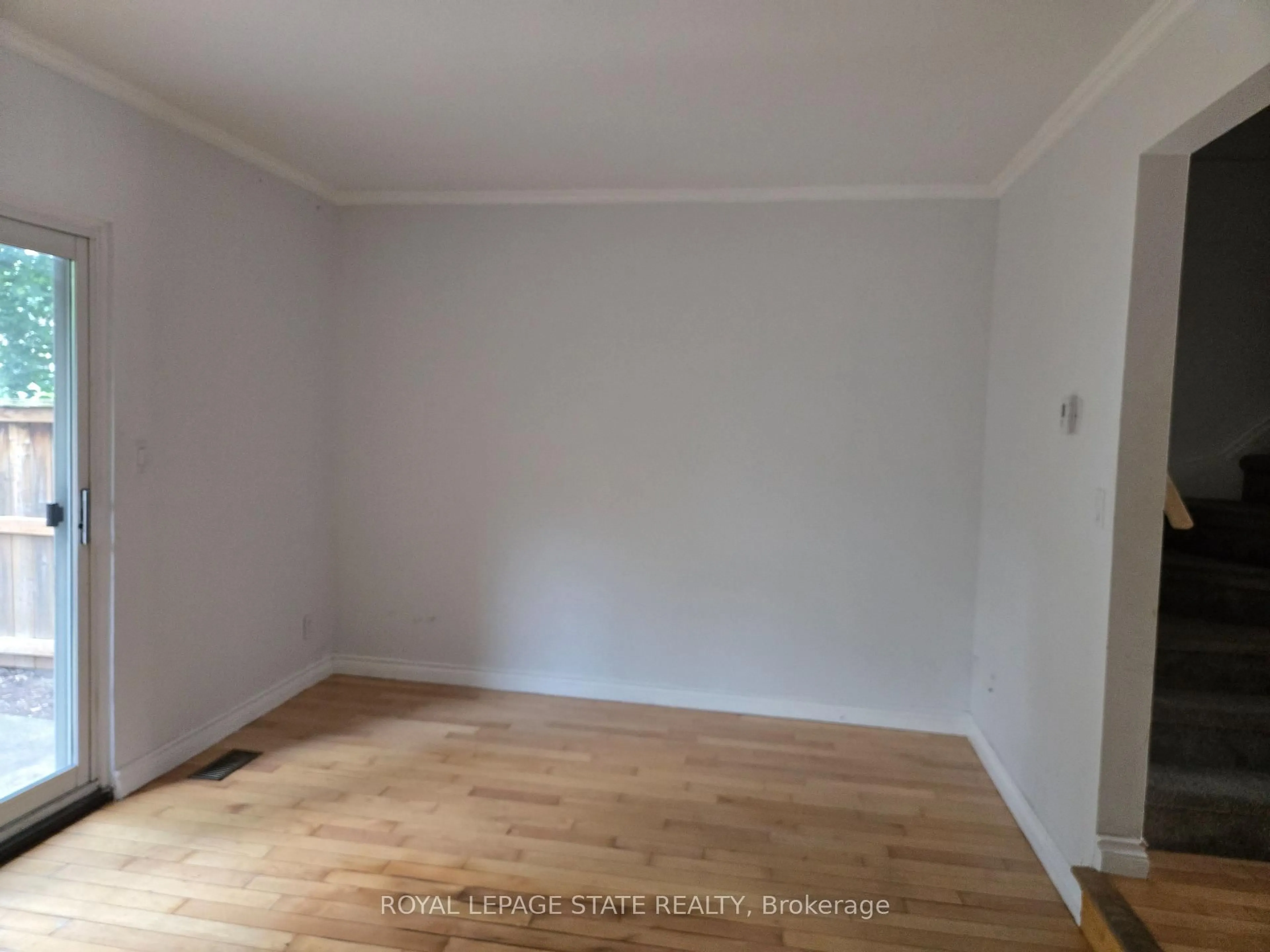 A pic of a room for 151 Linwell Rd #38, St. Catharines Ontario L2N 6P3