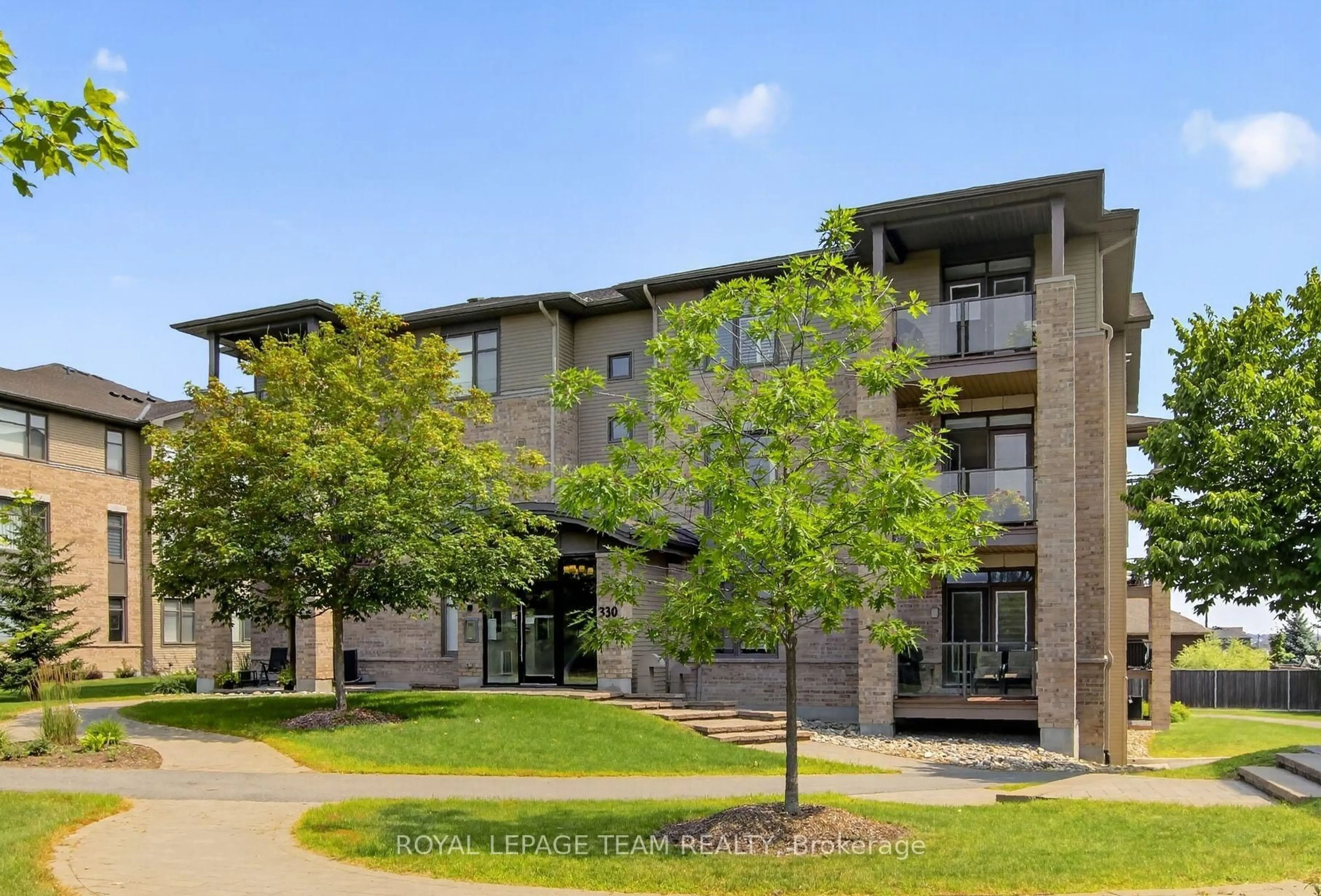 Patio, building for 330 Jatoba Private #203, Ottawa Ontario K2V 0E7