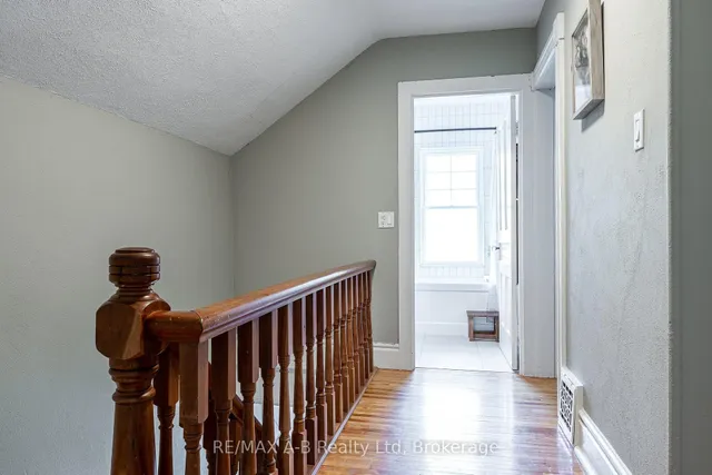 104 Ontario St, St. Marys 3