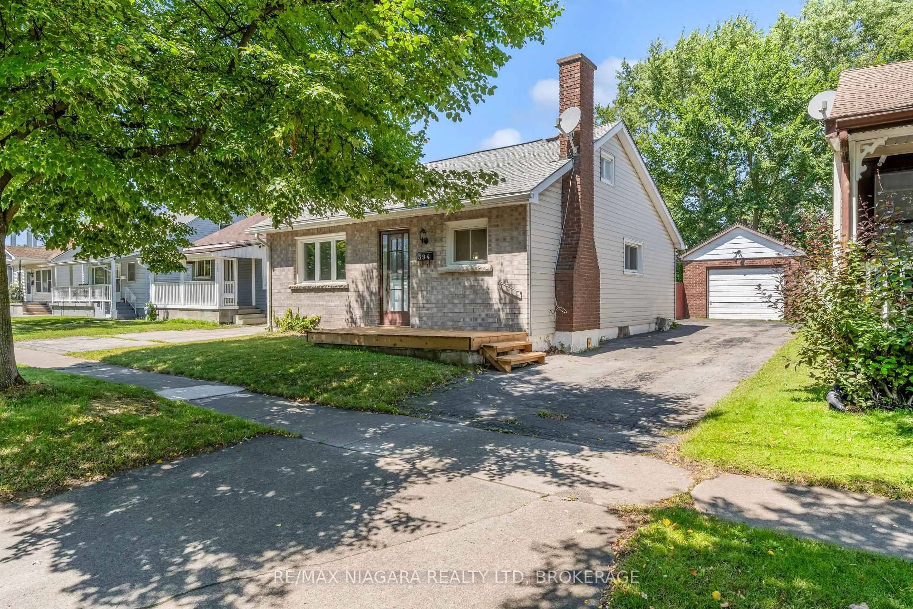 Unknown for 394 Simpson Ave, Welland Ontario L3B 4Z2