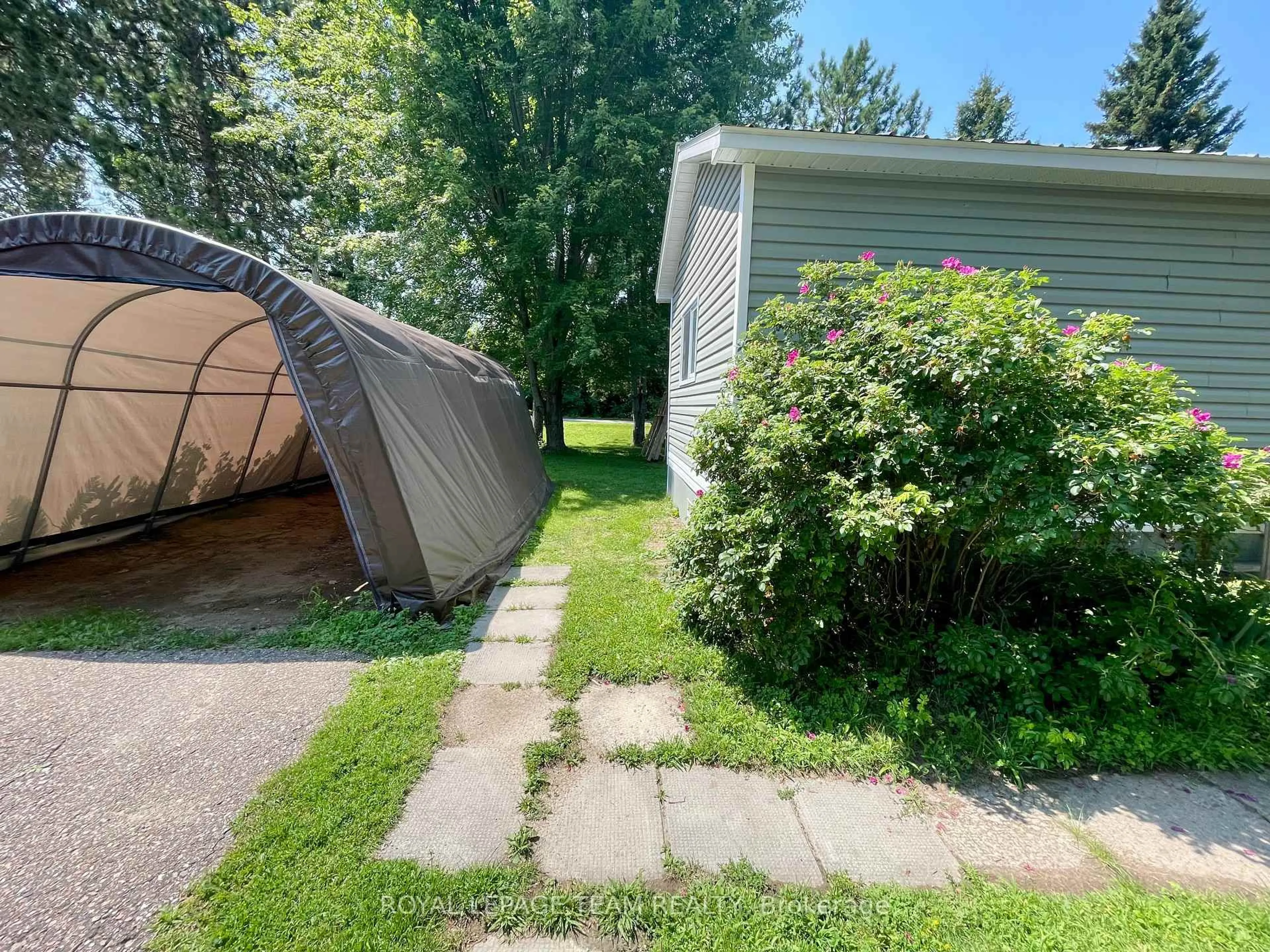 Unknown for 10 ROBERT COLIN Lane, Cobden Ontario K0J 1K0