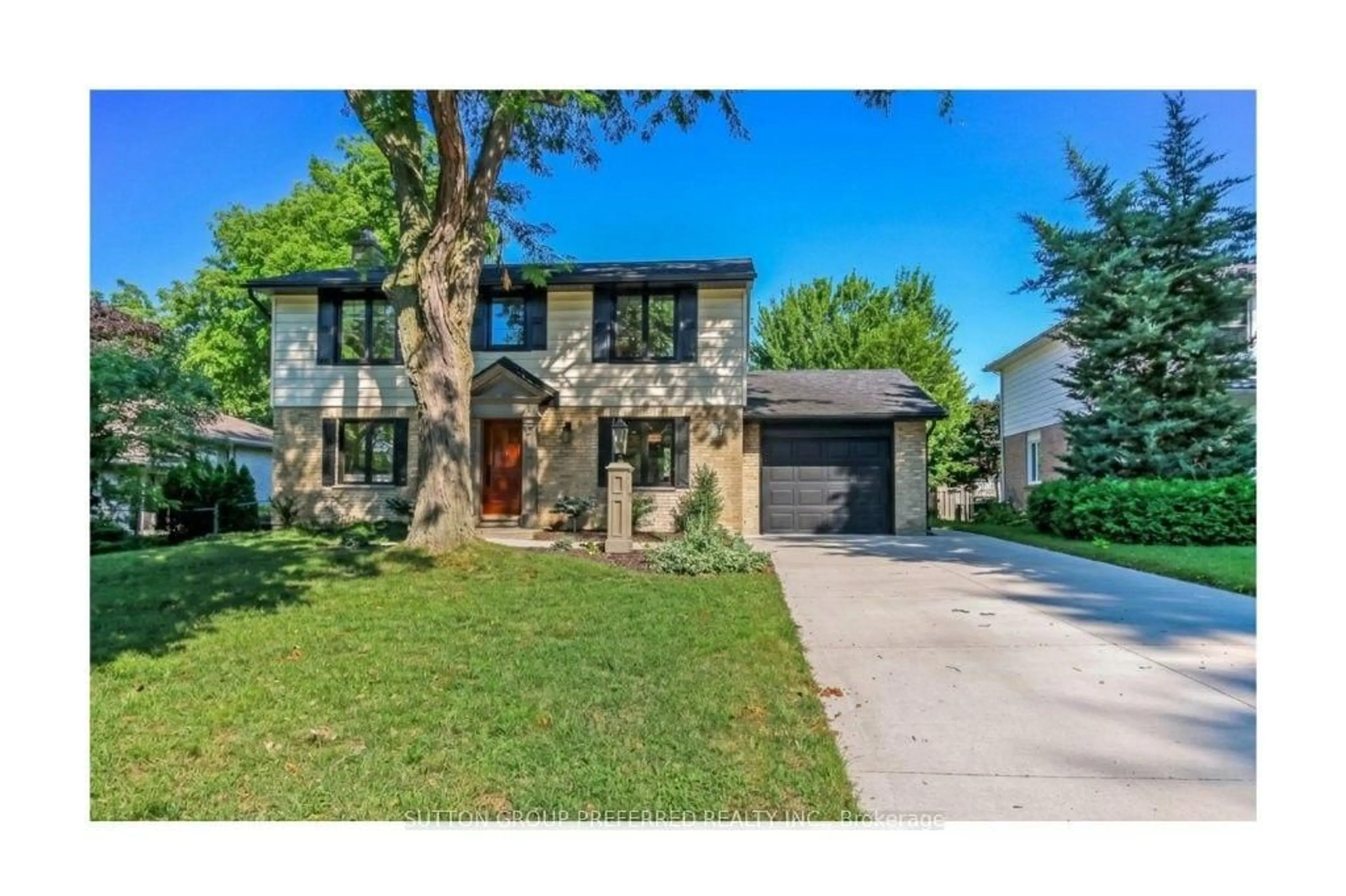 Home with brick exterior material, street for 54 Lloyd Manor Cres, London North Ontario N6H 3Z3