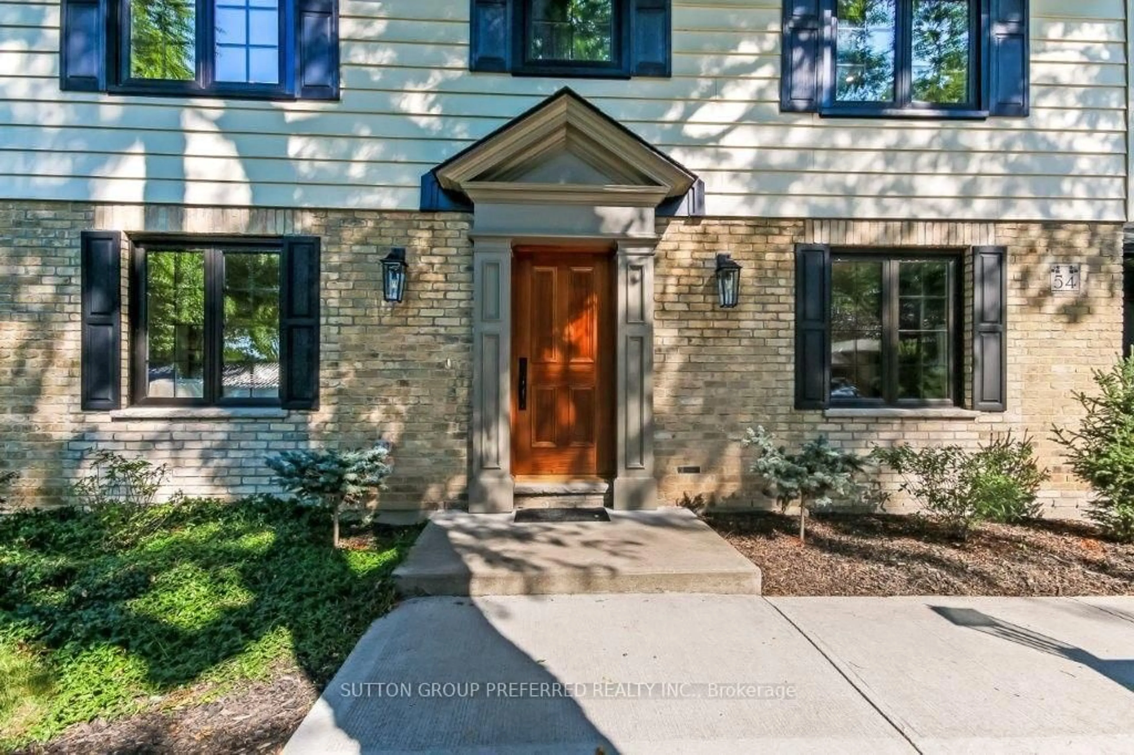 Home with brick exterior material, street for 54 Lloyd Manor Cres, London North Ontario N6H 3Z3