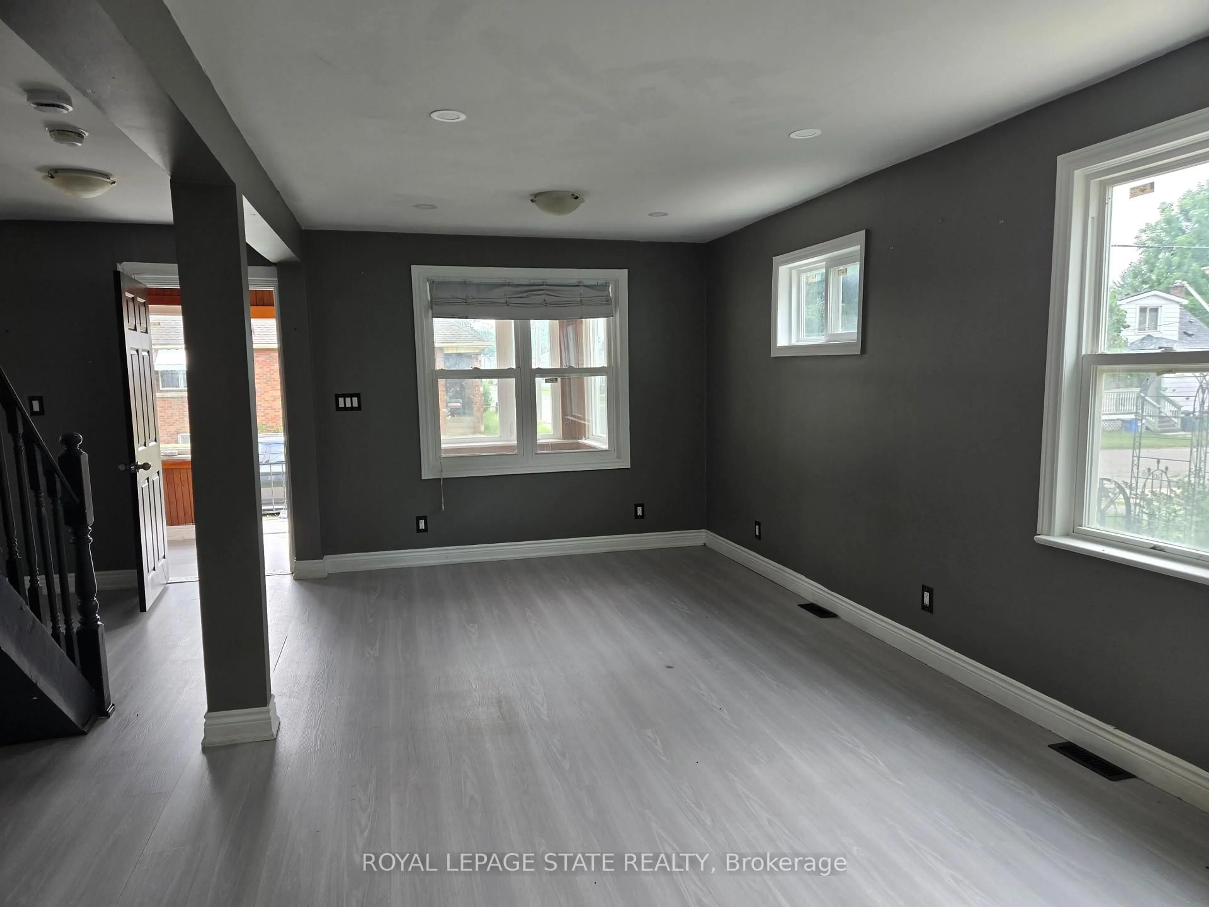 A pic of a room for 6269 Franklin Ave, Niagara Falls Ontario L2G 4Z4