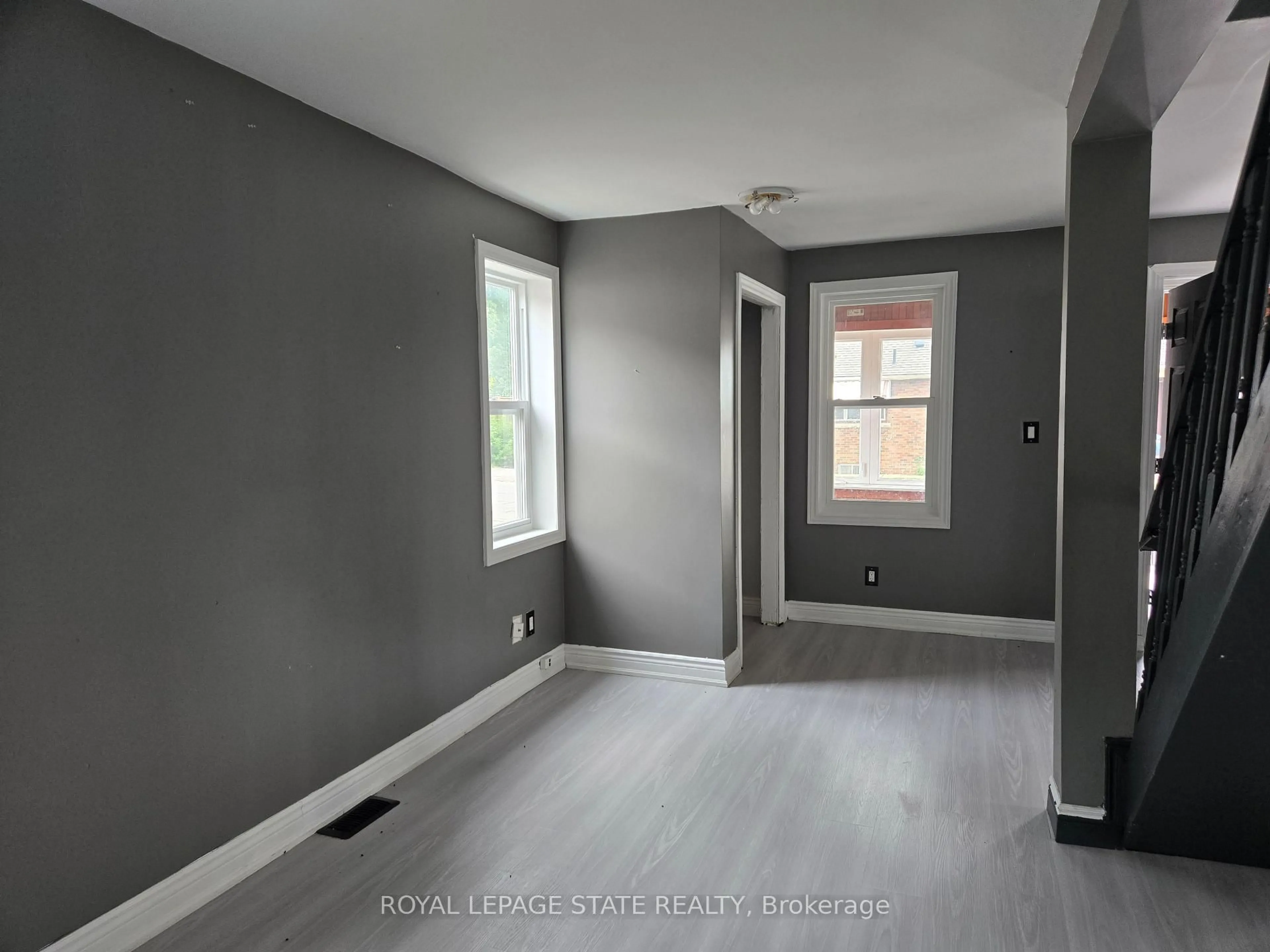 A pic of a room for 6269 Franklin Ave, Niagara Falls Ontario L2G 4Z4