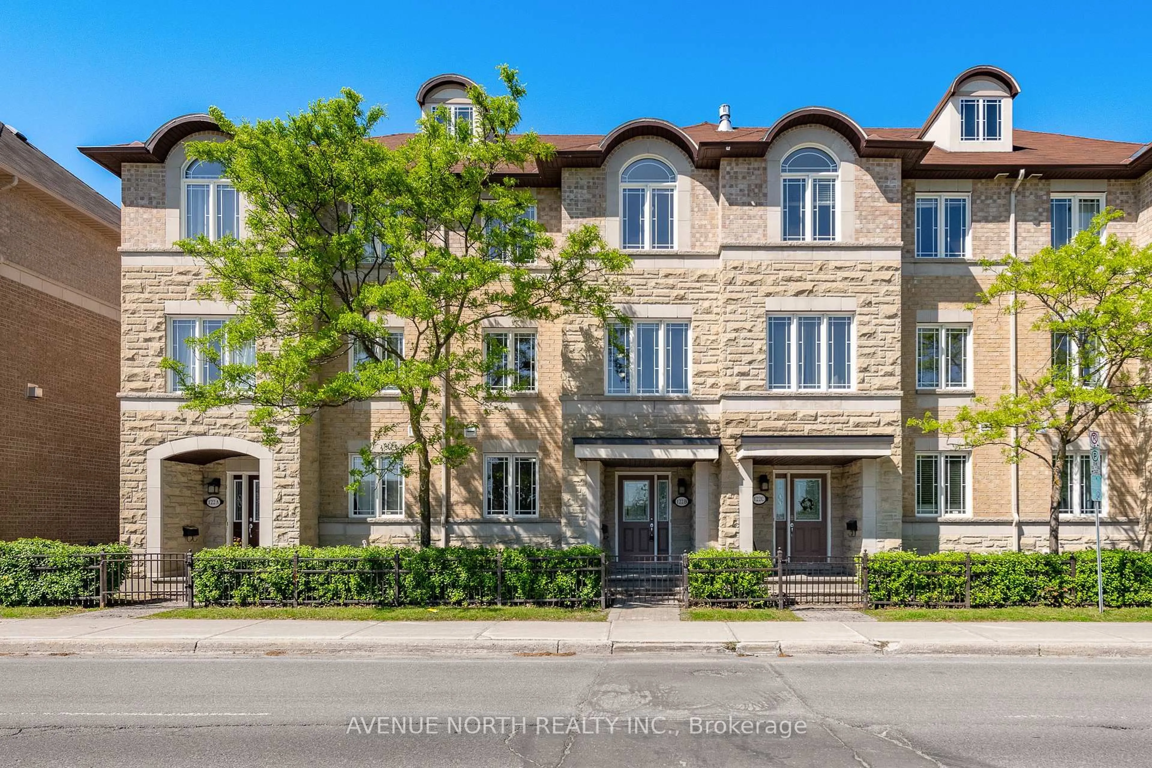 Unknown for 122B Centrepointe Dr, Ottawa Ontario K2G 6B1