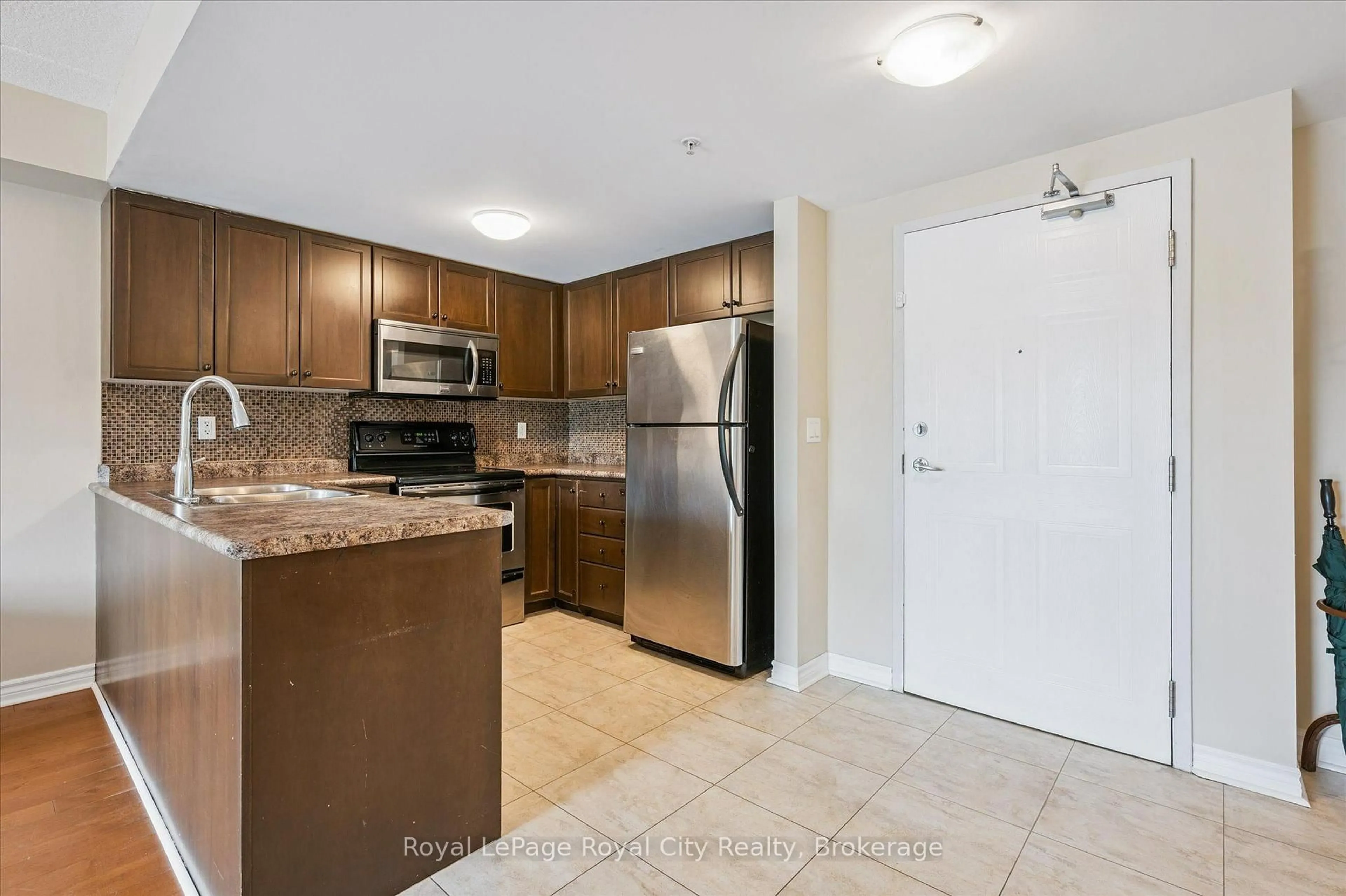 Standard kitchen, unknown for 37 Goodwin Dr #212, Guelph Ontario N1L 0E6