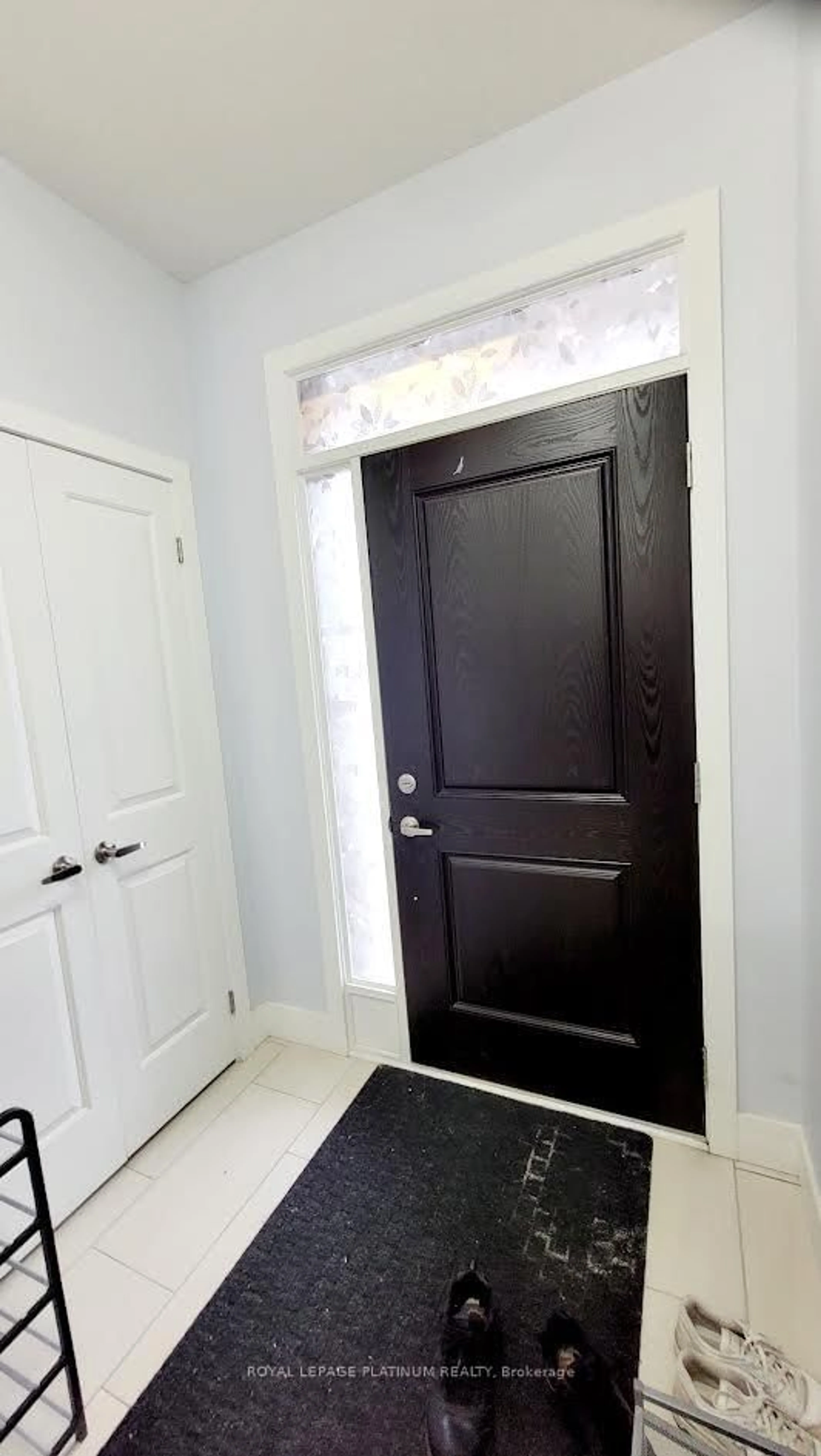 Indoor entryway for 1375 Whetherfield St #80, London North Ontario N6H 0K5