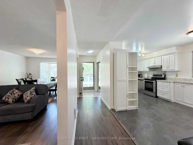 74 Tumbleweed Cres, London South 2