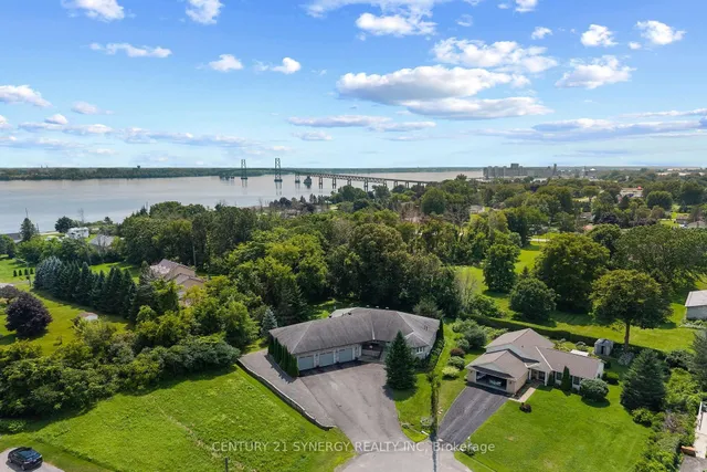 21 Holly Dr, Edwardsburgh/Cardinal 4
