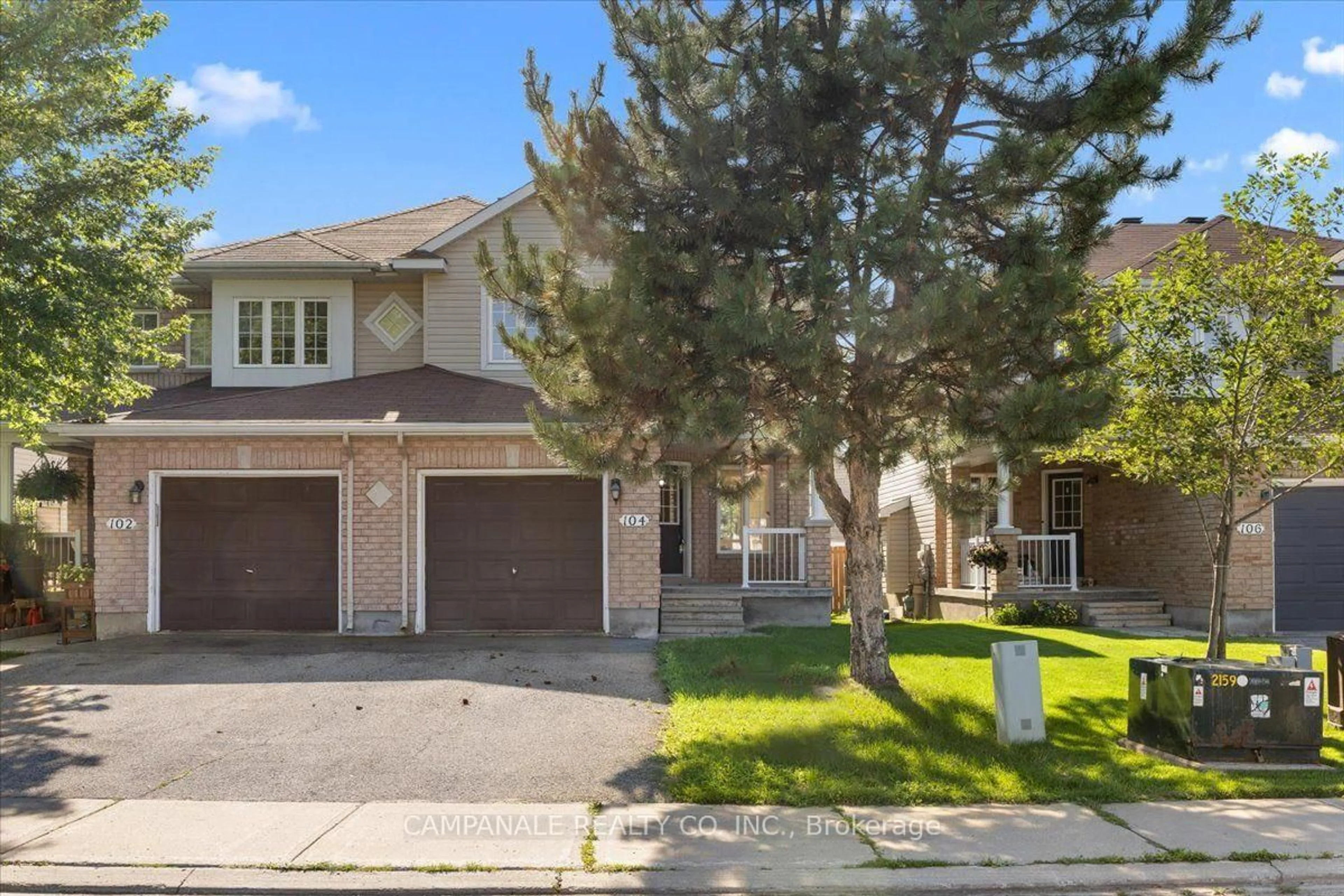 A pic from outside/outdoor area/front of a property/back of a property/a pic from drone, street for 104 Wolff Cres, Arnprior Ontario K7S 0C2