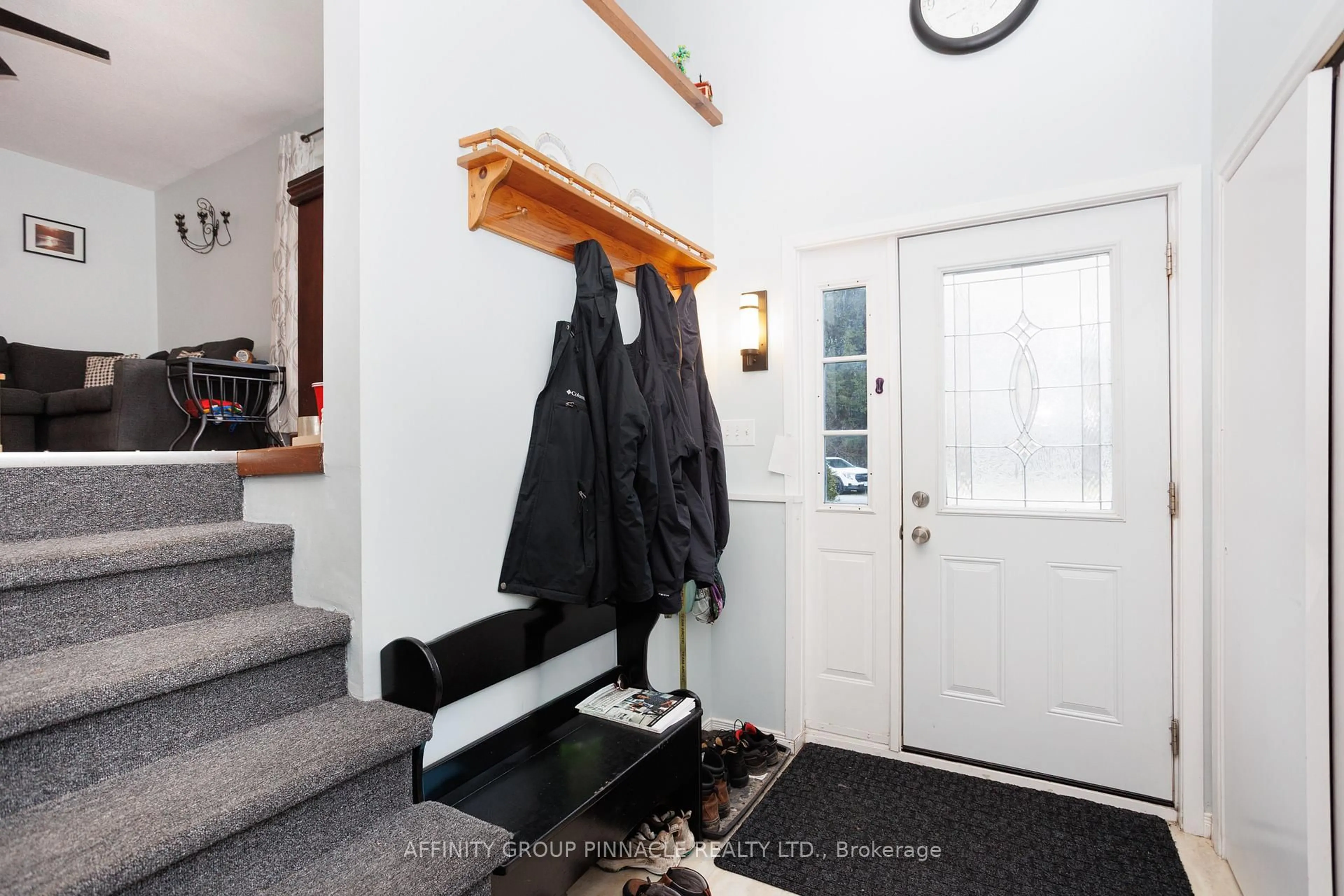 Indoor entryway for 7 Hawk St, Kawartha Lakes Ontario K0M 2T0