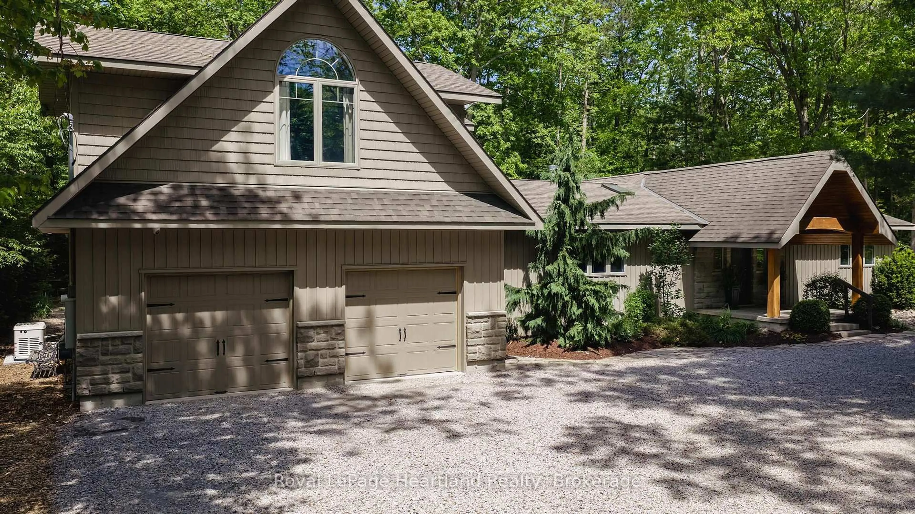 Unknown for 10308 BEACH O' PINES Rd, Lambton Shores Ontario N0M 1T0