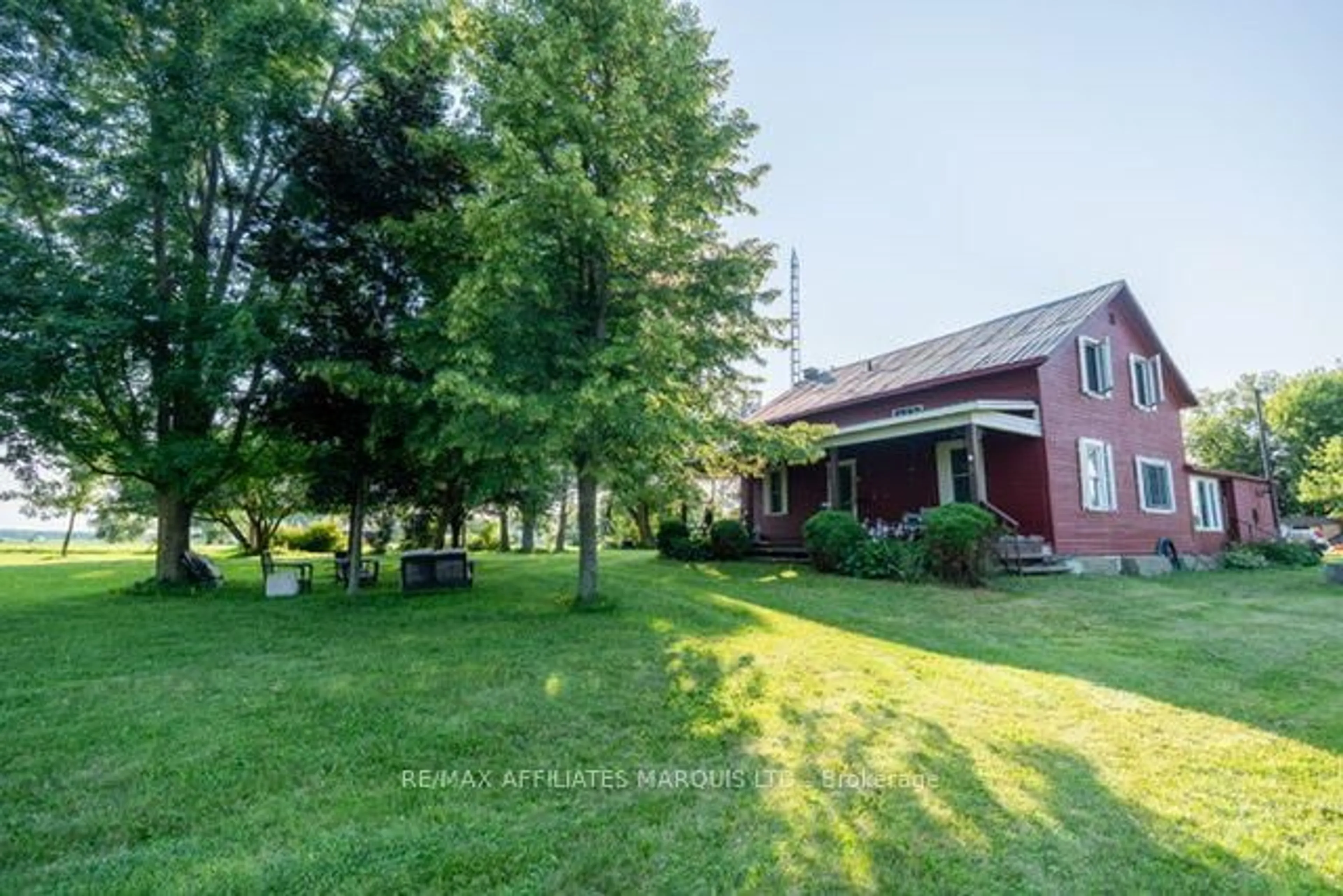 A pic from outside/outdoor area/front of a property/back of a property/a pic from drone, unknown for 16575 COUNTY 43 Rd, North Stormont Ontario K0C 1C0