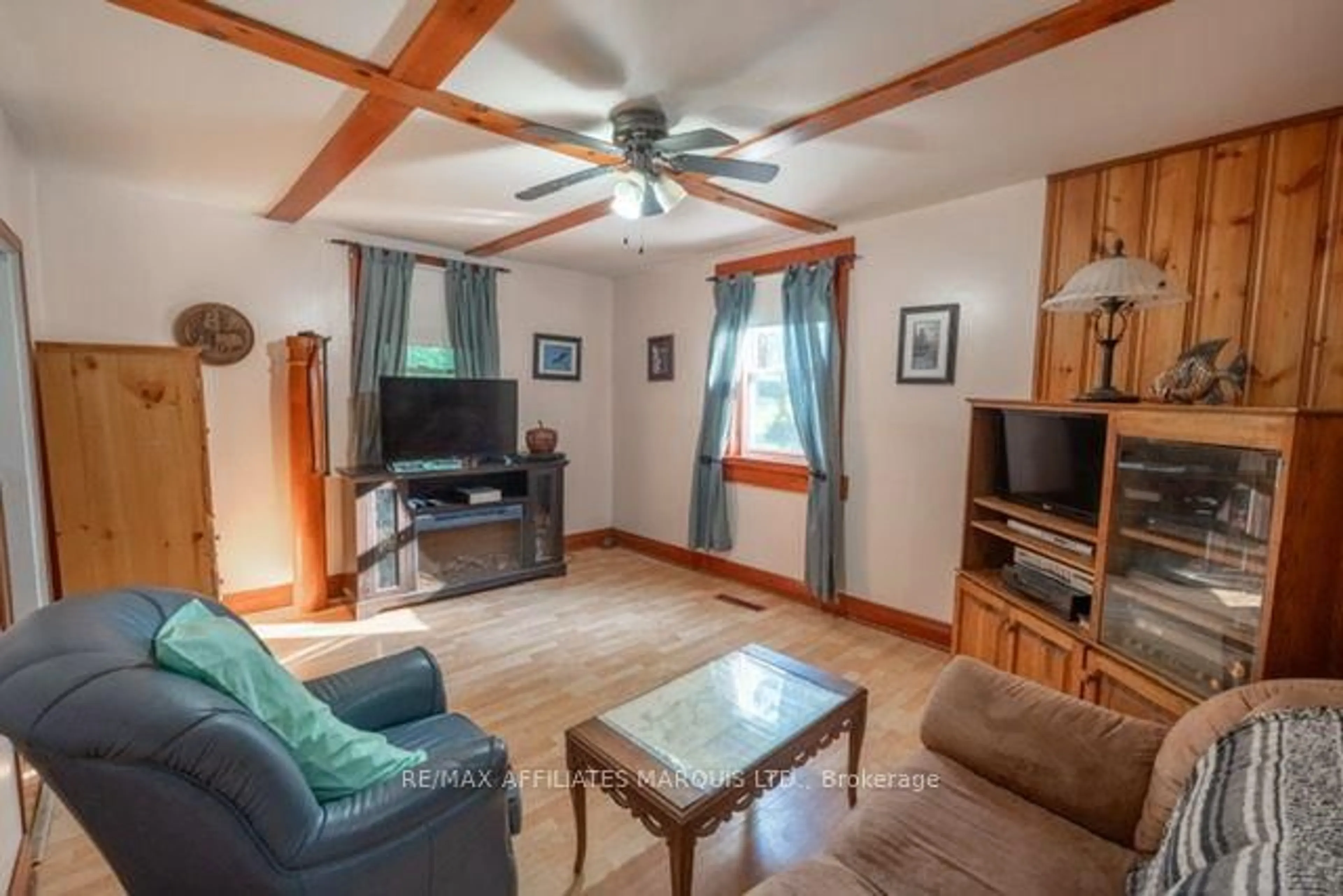 Living room with furniture, unknown for 16575 COUNTY 43 Rd, North Stormont Ontario K0C 1C0