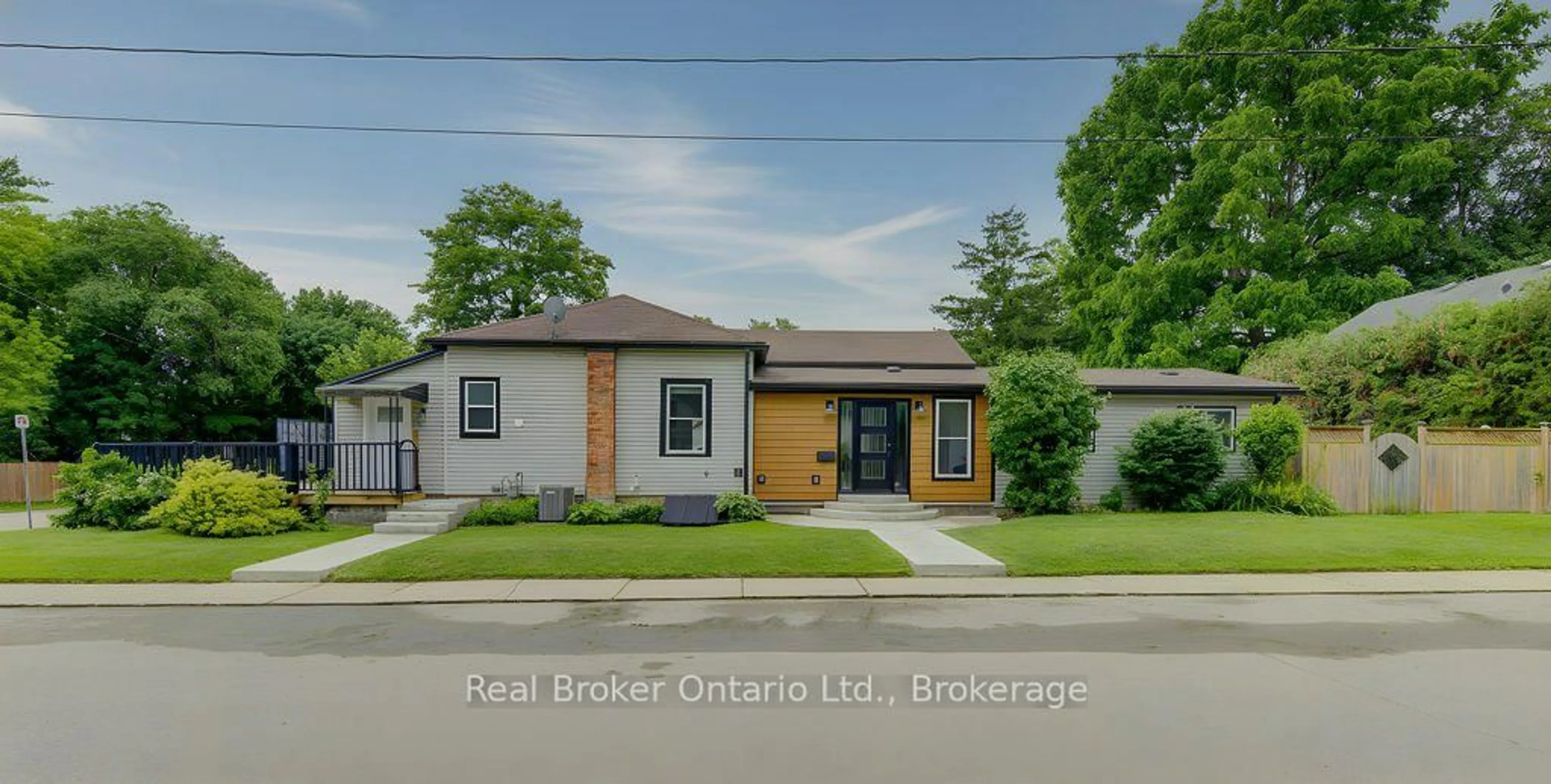 Home with brick exterior material, street for 17 Amelia St, Brant Ontario N3L 1Z4