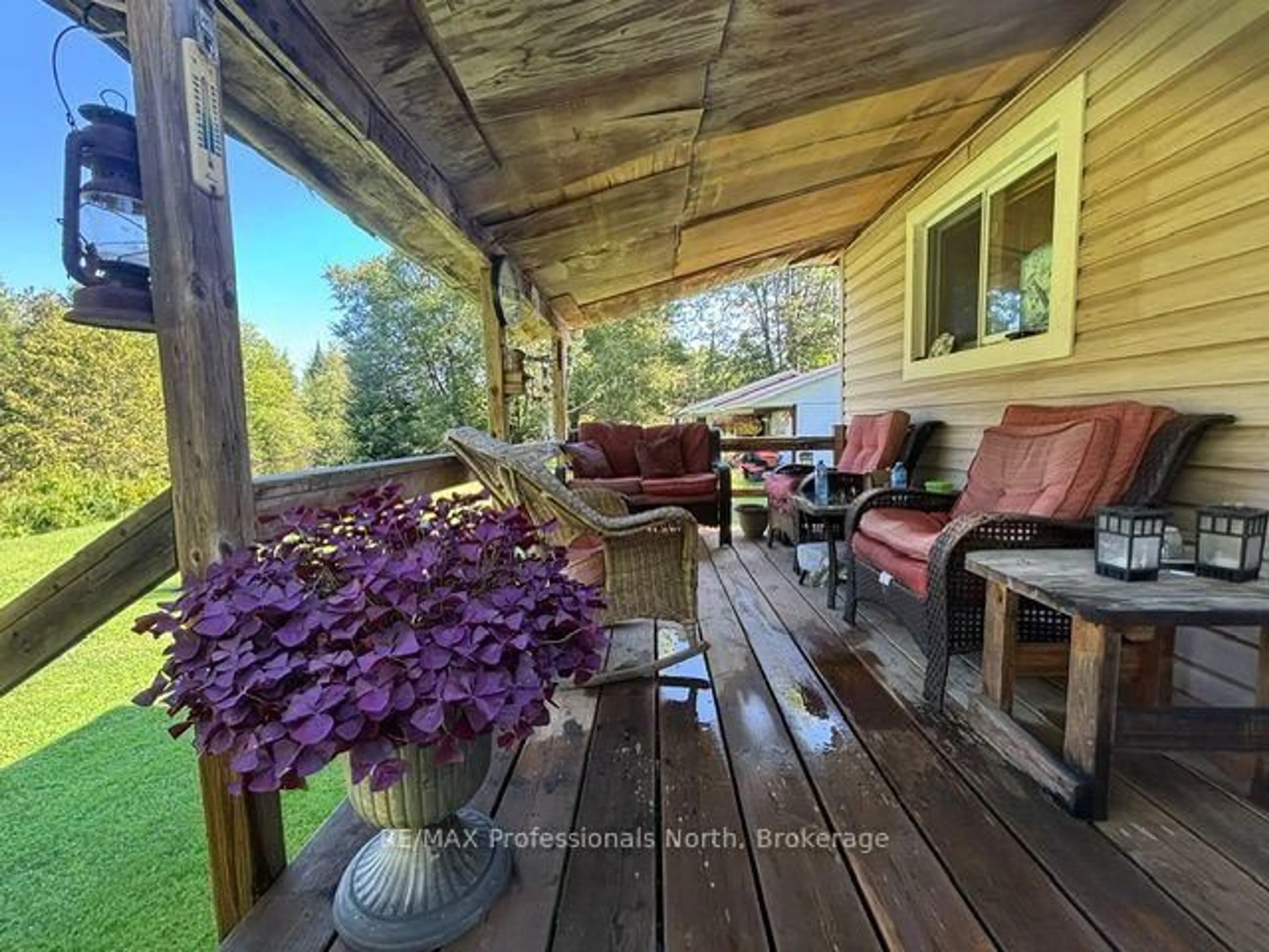Patio, unknown for 1436 Spring Valley Rd, Minden Hills Ontario K0M 2K0