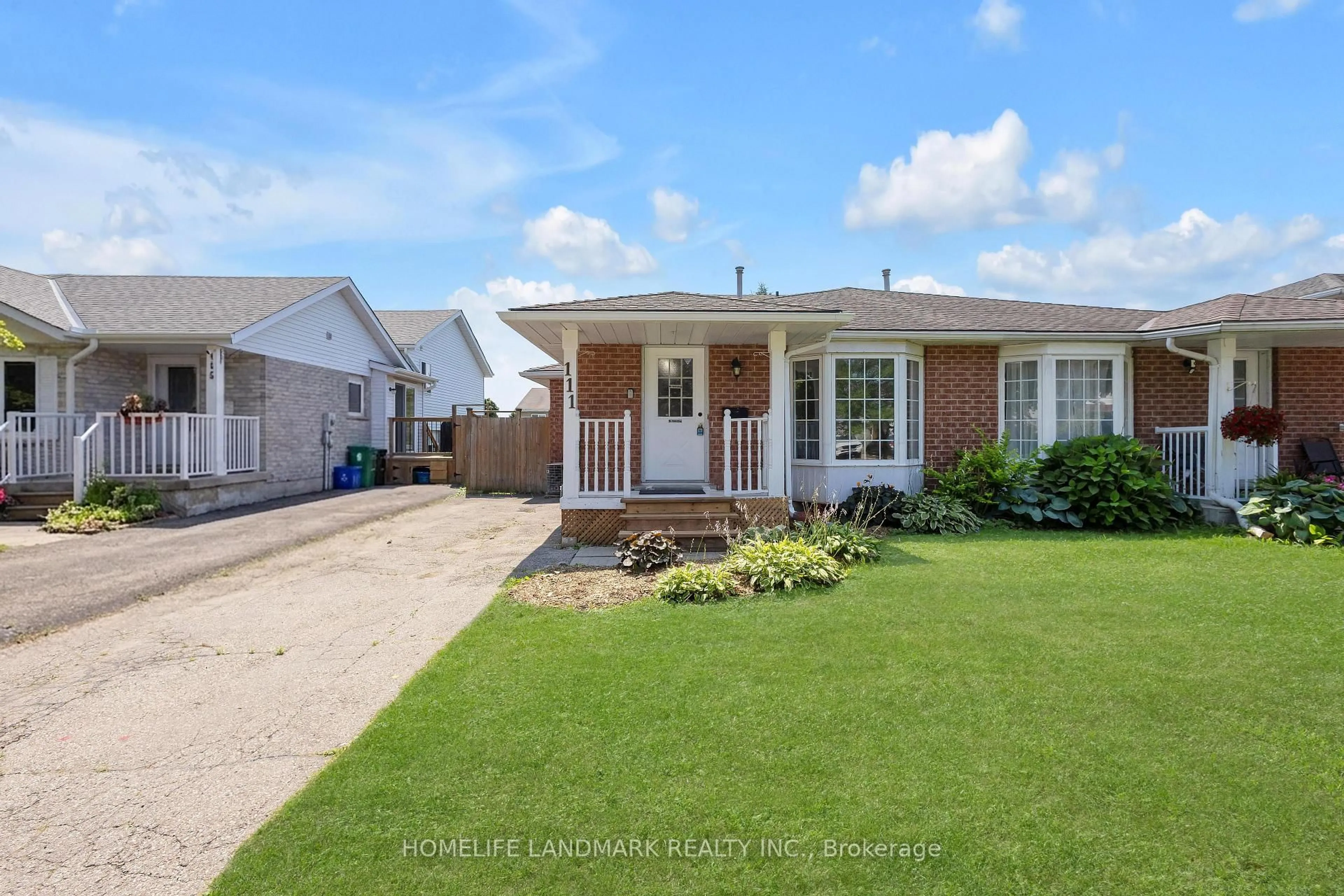 Home with vinyl exterior material, street for 111 OPRINGTON Crt, Kitchener Ontario N2N 3E2