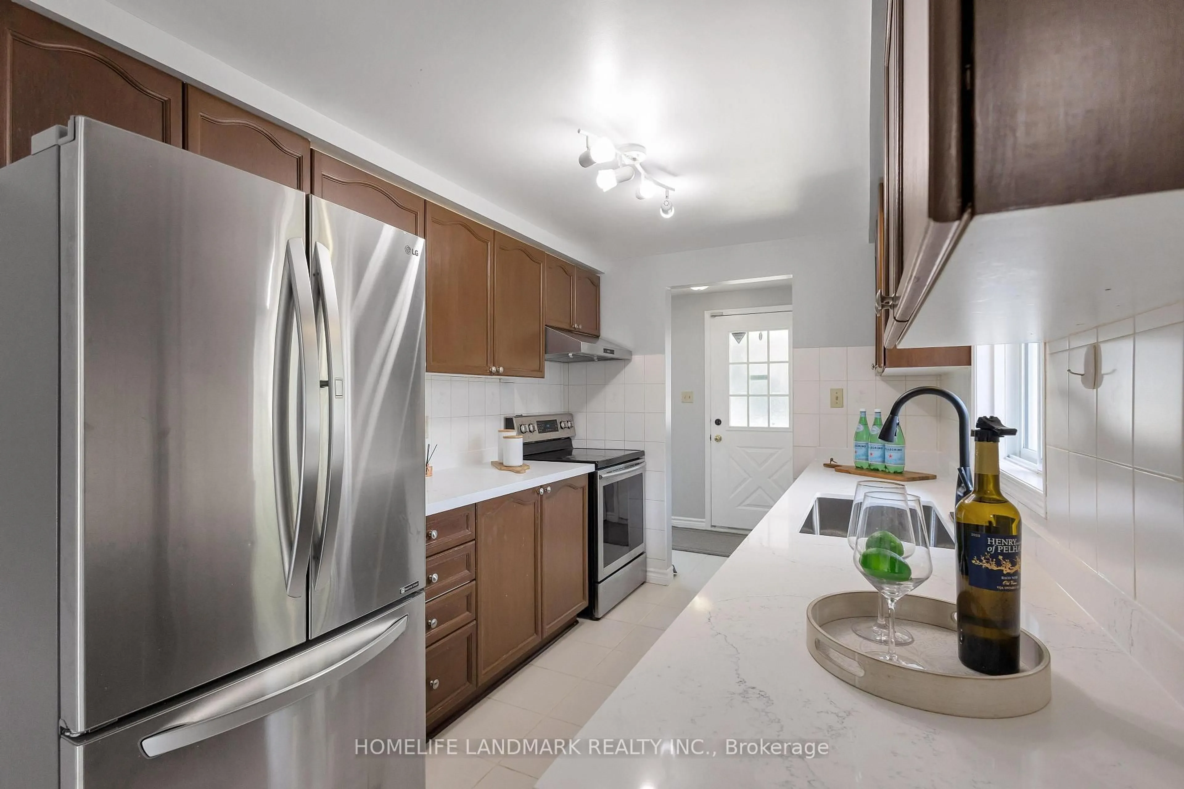 Standard kitchen, ceramic/tile floor for 111 OPRINGTON Crt, Kitchener Ontario N2N 3E2