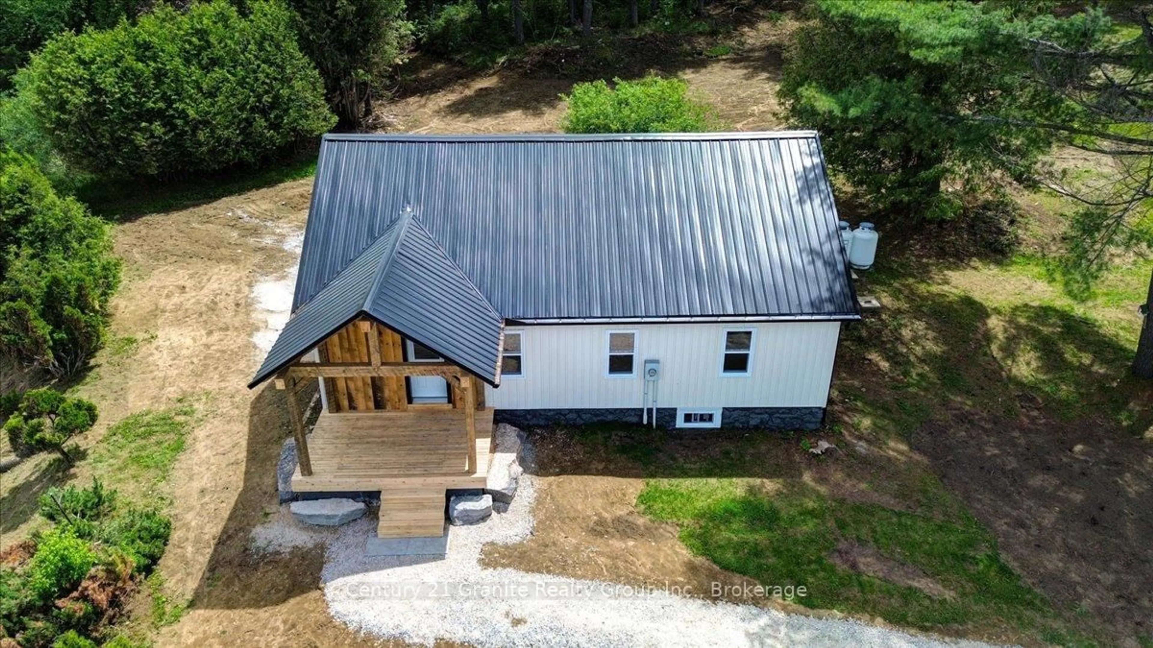 A pic from outside/outdoor area/front of a property/back of a property/a pic from drone, building for 27607 Hwy 62 Highway, Bancroft Ontario K0L 1C0