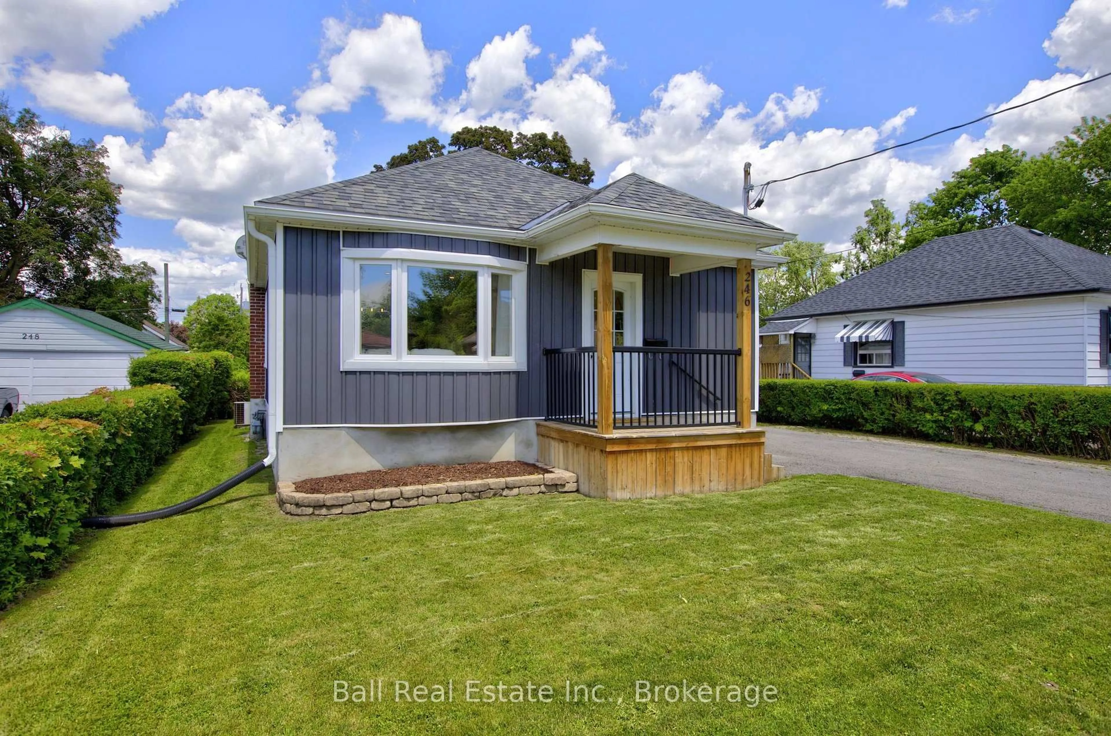 Home with vinyl exterior material, street for 246 King George St, Peterborough Ontario K9J 1R8