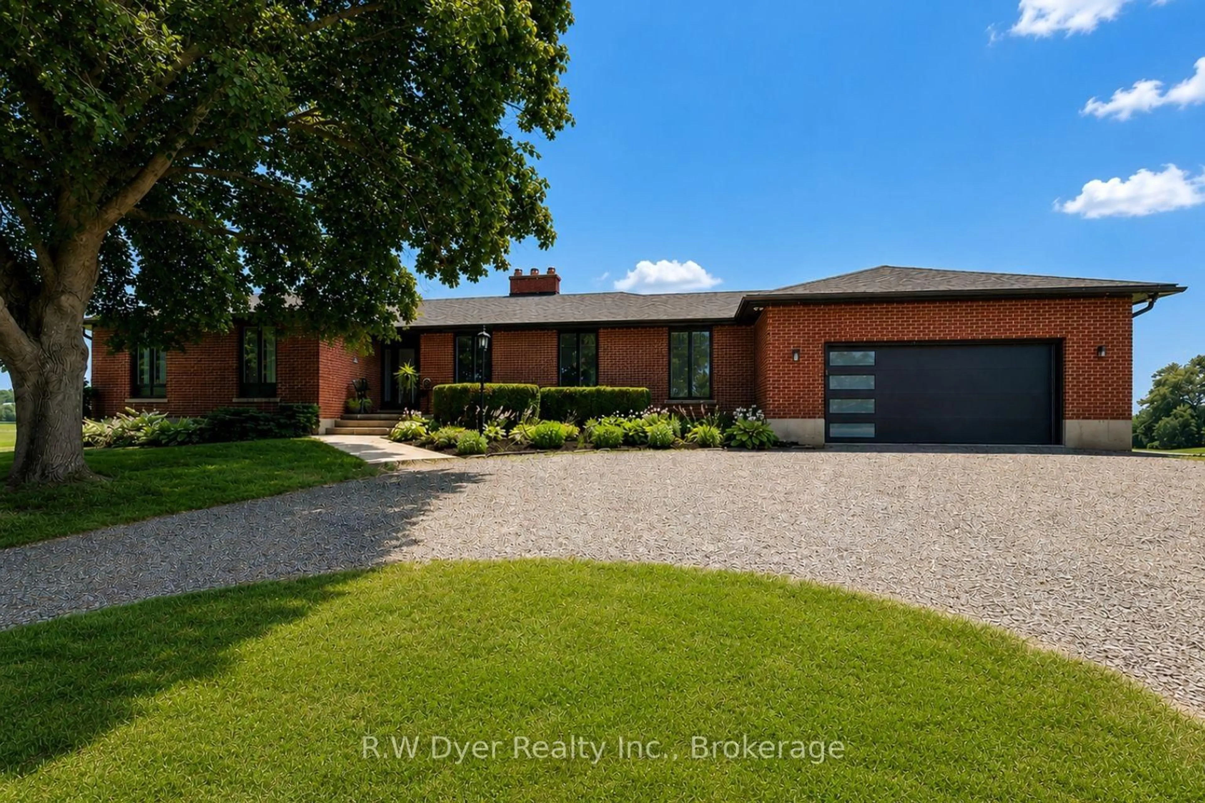 A pic from outside/outdoor area/front of a property/back of a property/a pic from drone, street for 282 German School Rd, Brant Ontario N3L 3E1