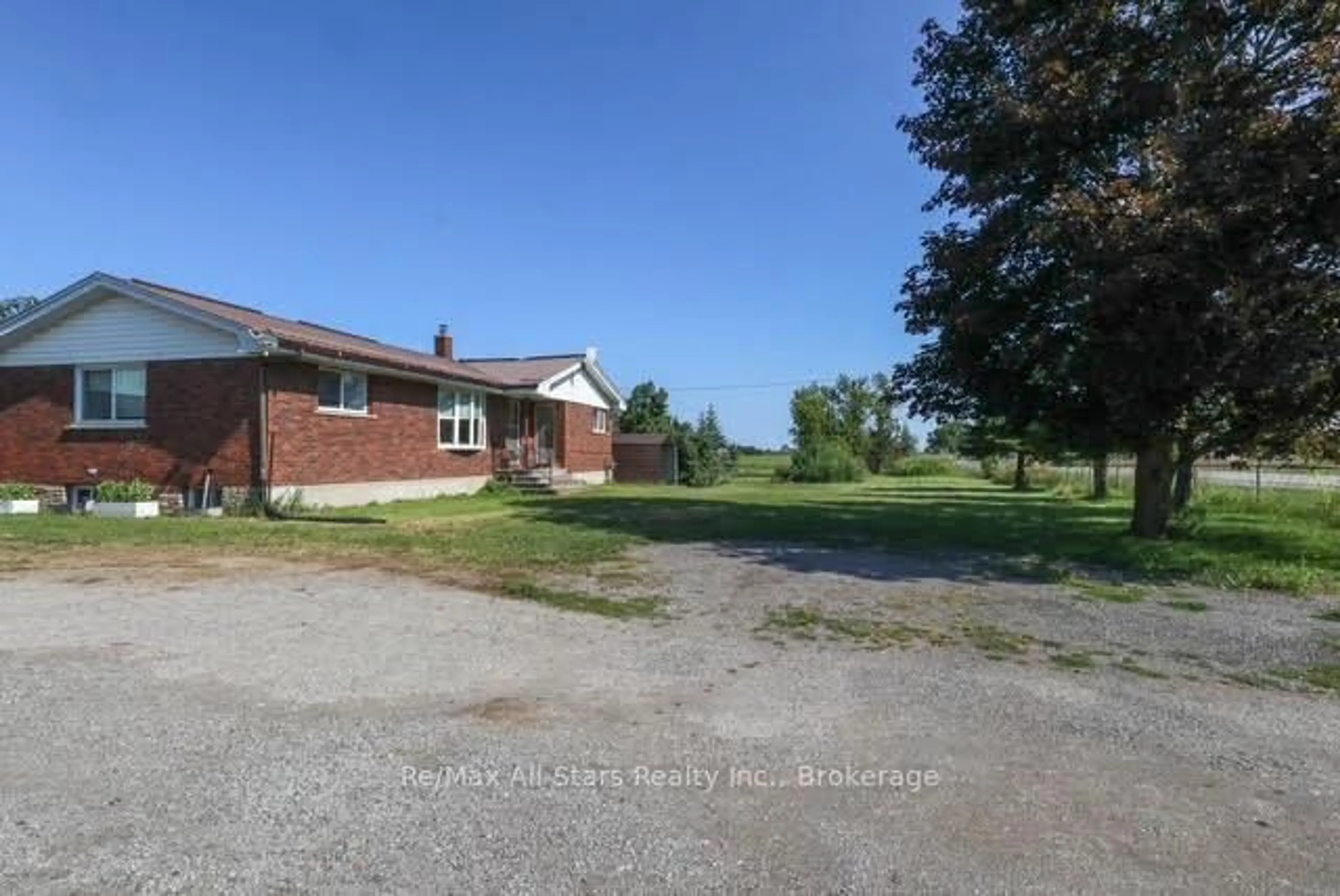 A pic from outside/outdoor area/front of a property/back of a property/a pic from drone, building for 4175 Highway 35, Kawartha Lakes Ontario K0M 1G0