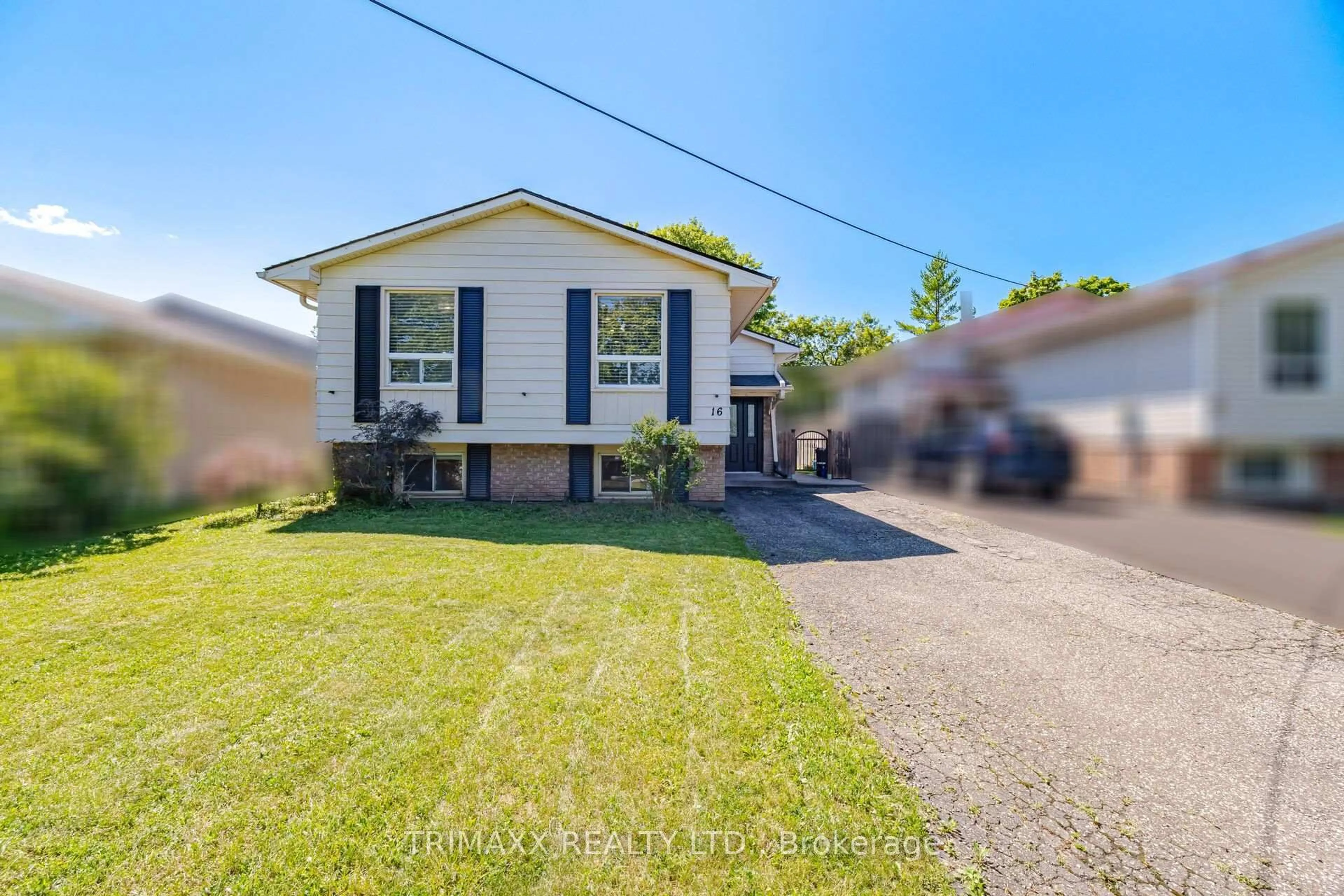 A pic from outside/outdoor area/front of a property/back of a property/a pic from drone, street for 16 Loraine Dr, St. Catharines Ontario L2P 3N8