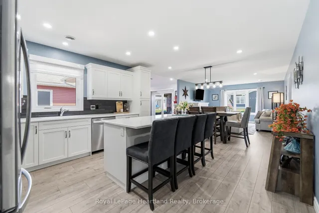 237 Lake Breeze Dr, Ashfield-Colborne-Wawanosh 4