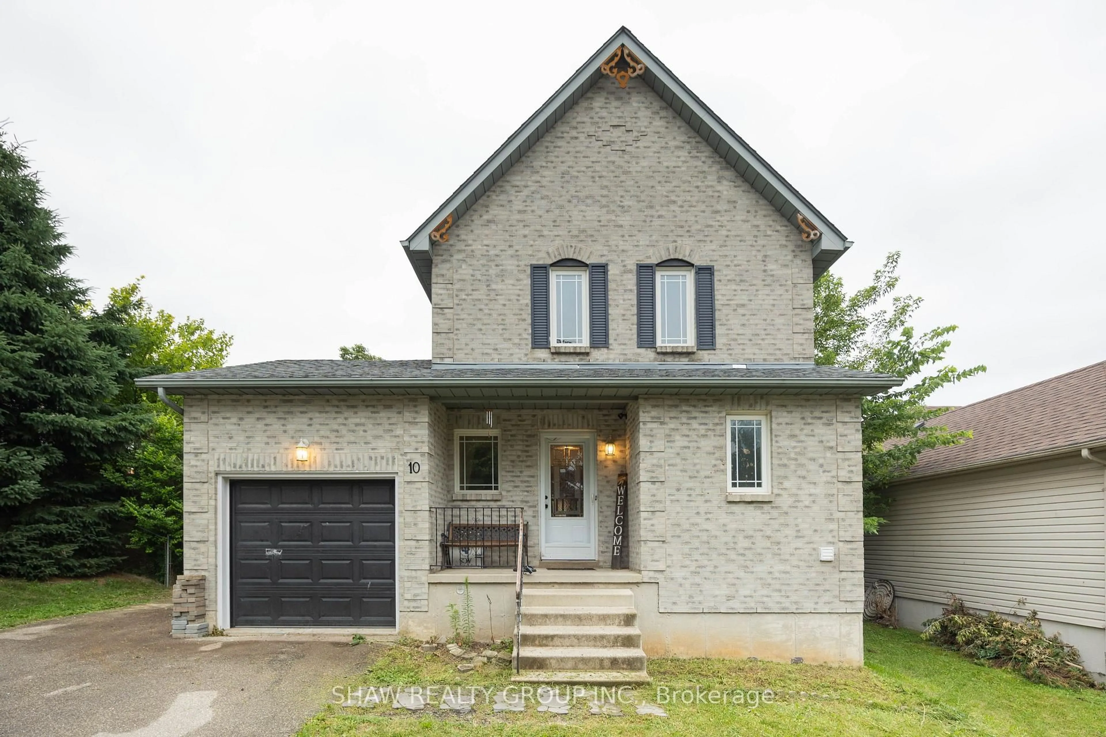Home with brick exterior material, street for 10 Evergreen Crt, Brantford Ontario N3T 5J6