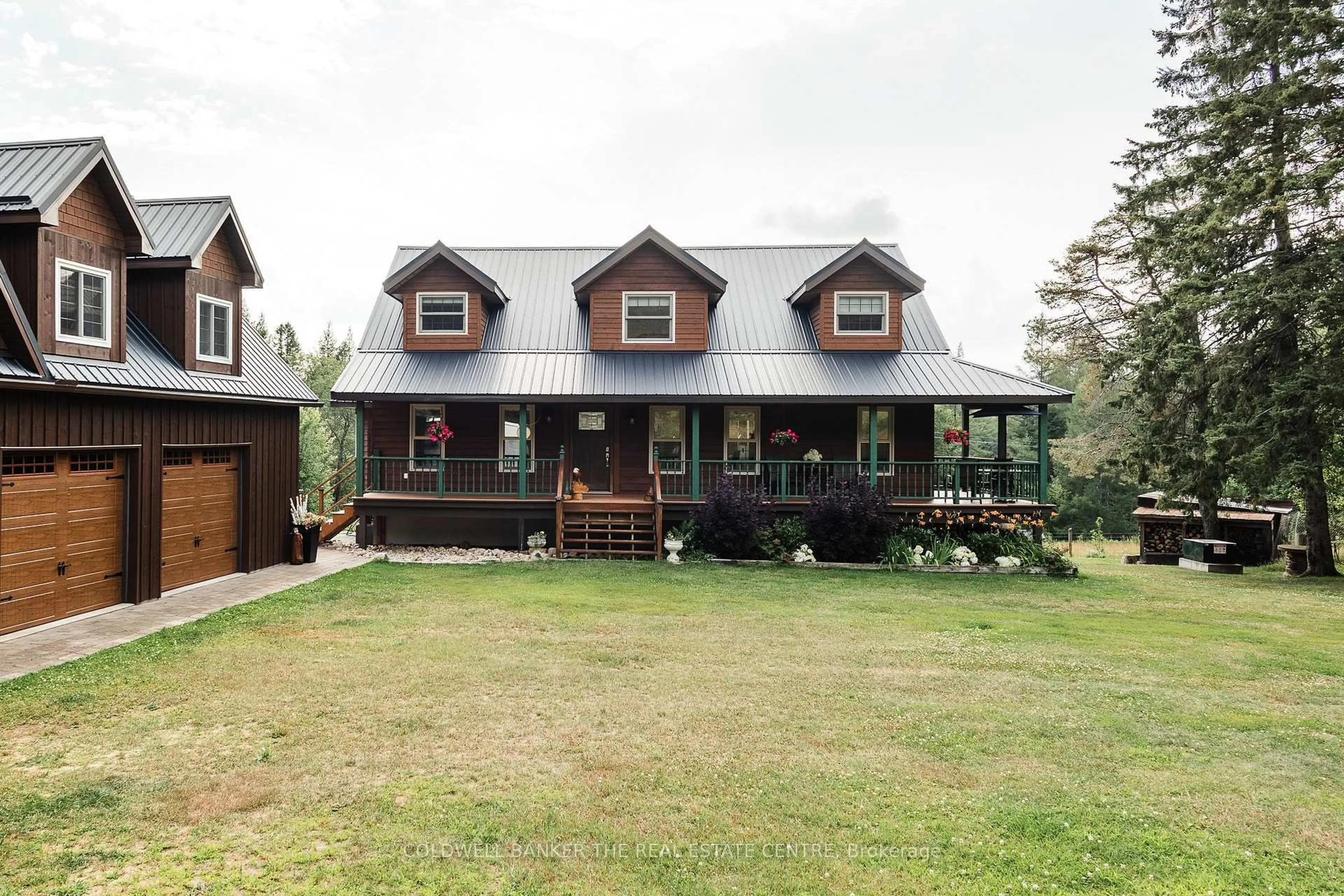 A pic from outside/outdoor area/front of a property/back of a property/a pic from drone, unknown for 183 Pevensey Rd, Armour Ontario P0A 1C0