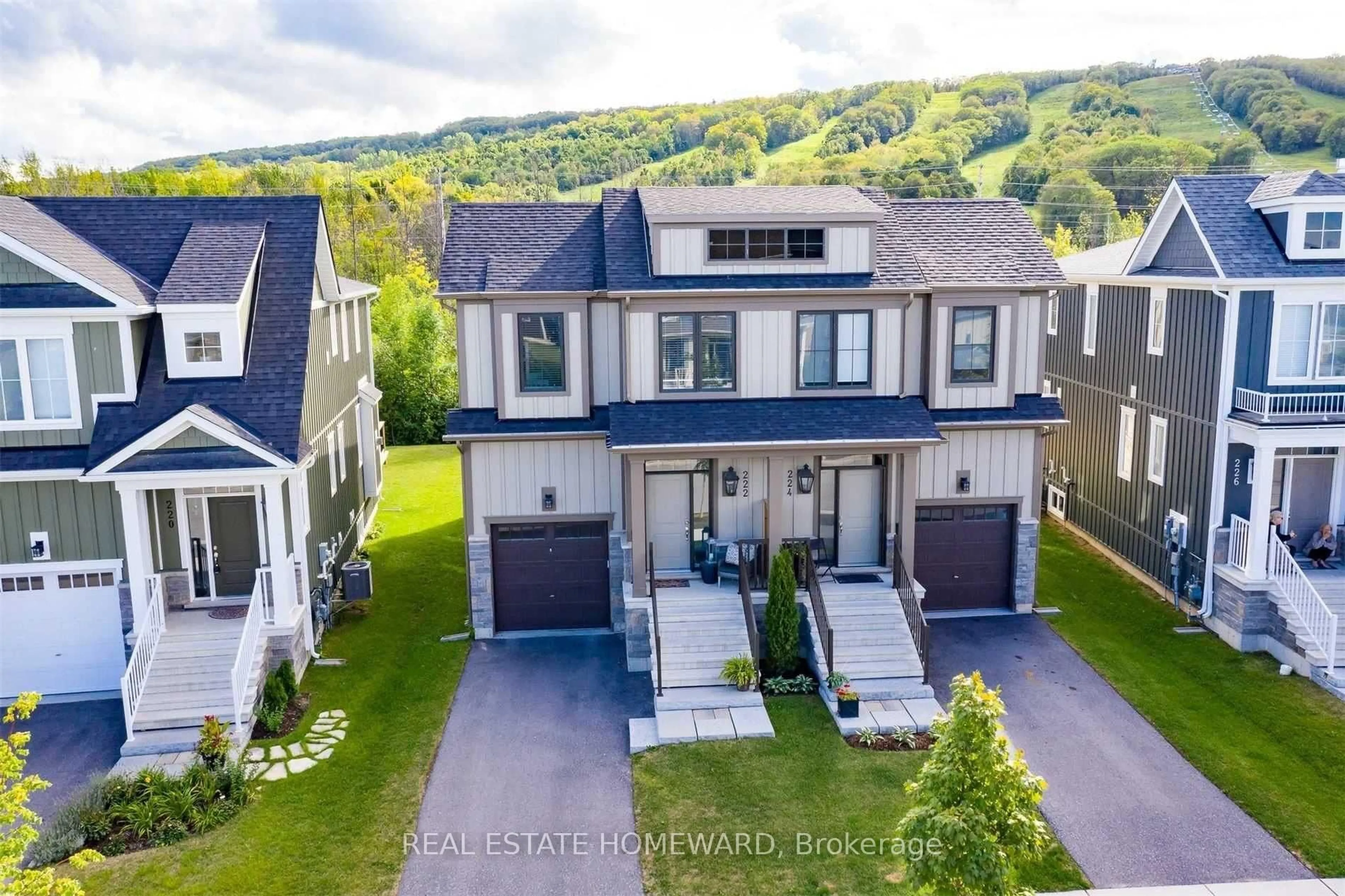 A pic from outside/outdoor area/front of a property/back of a property/a pic from drone, mountain view for 222 Yellow Birch Ave, Blue Mountains Ontario L9Y 0R4